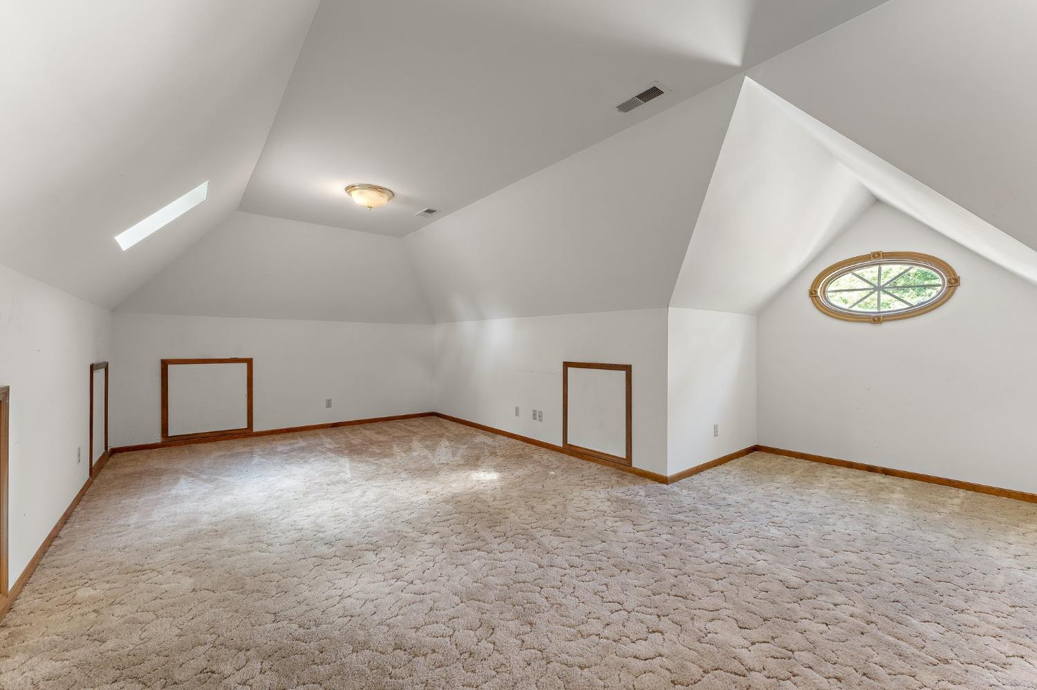 4907 Crane Court