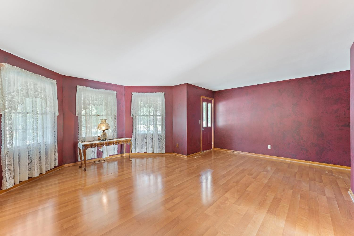 4907 Crane Court