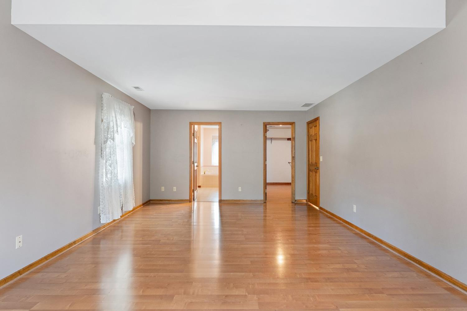 4907 Crane Court