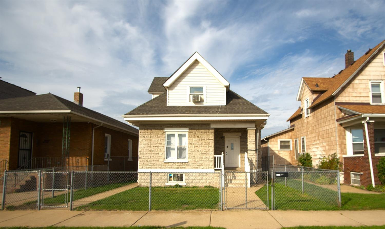 3712 Ivy Street