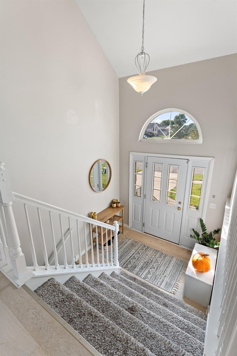 10487 Pinnacle Street