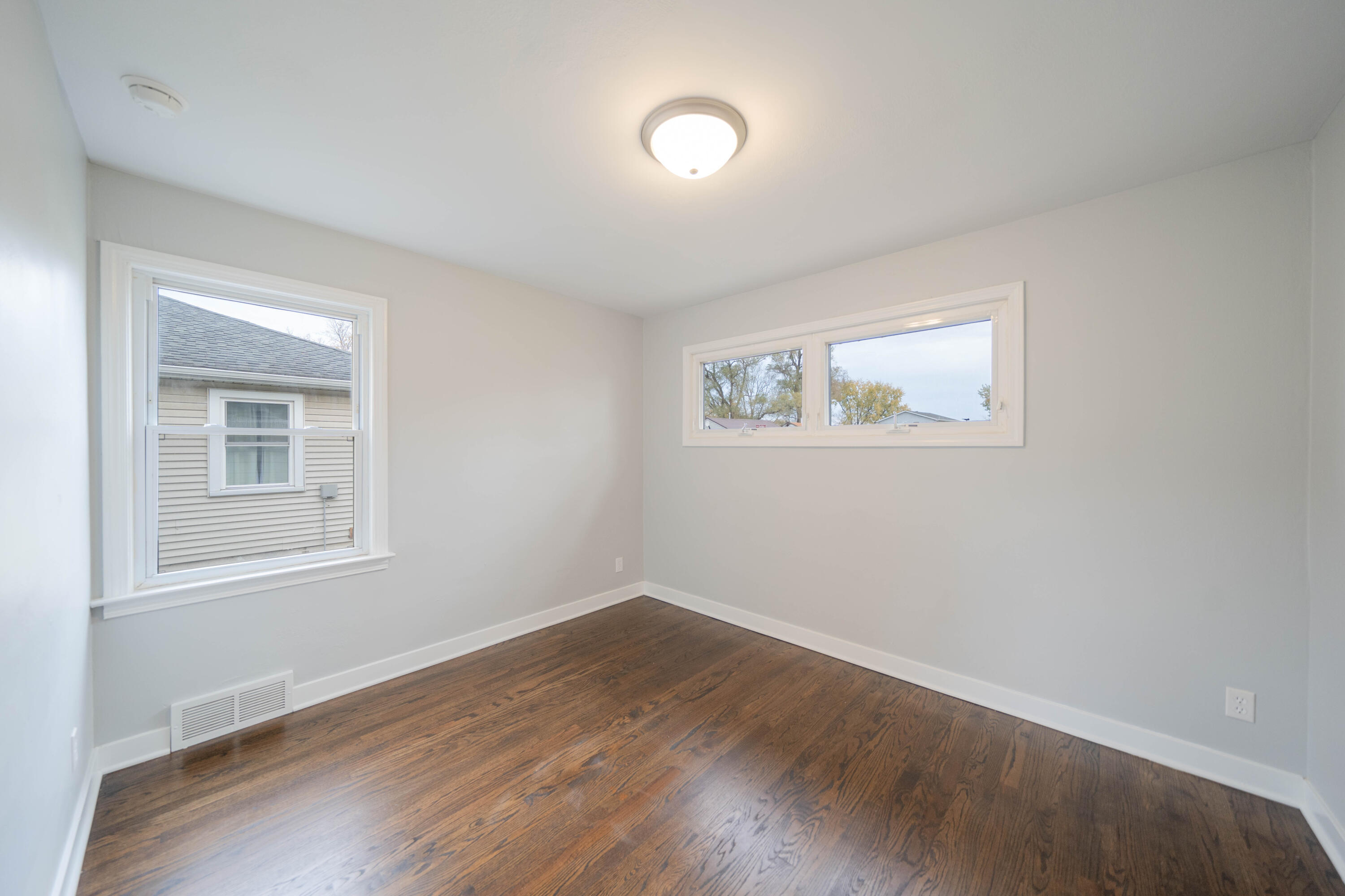8132 Gordon Drive