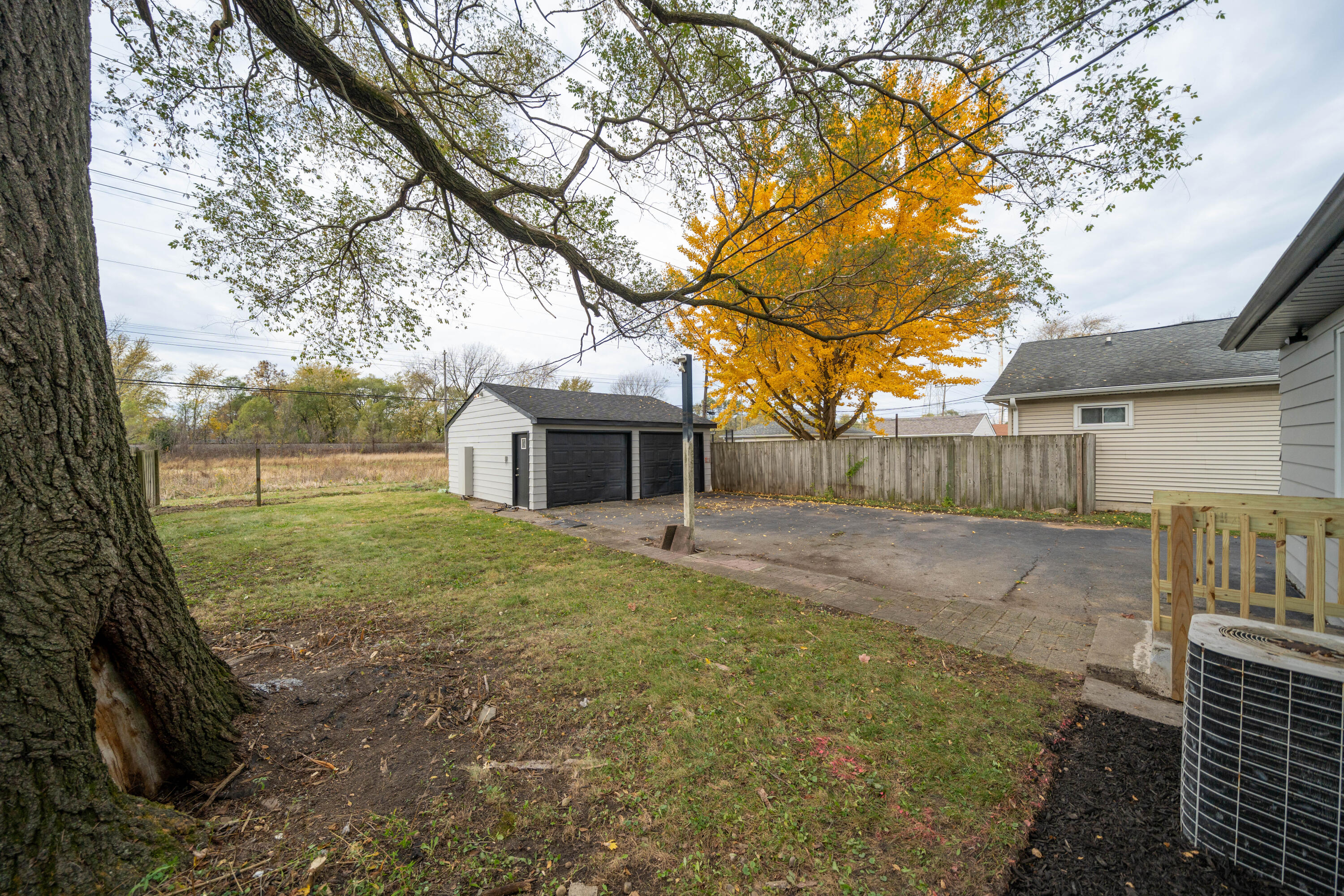 8132 Gordon Drive