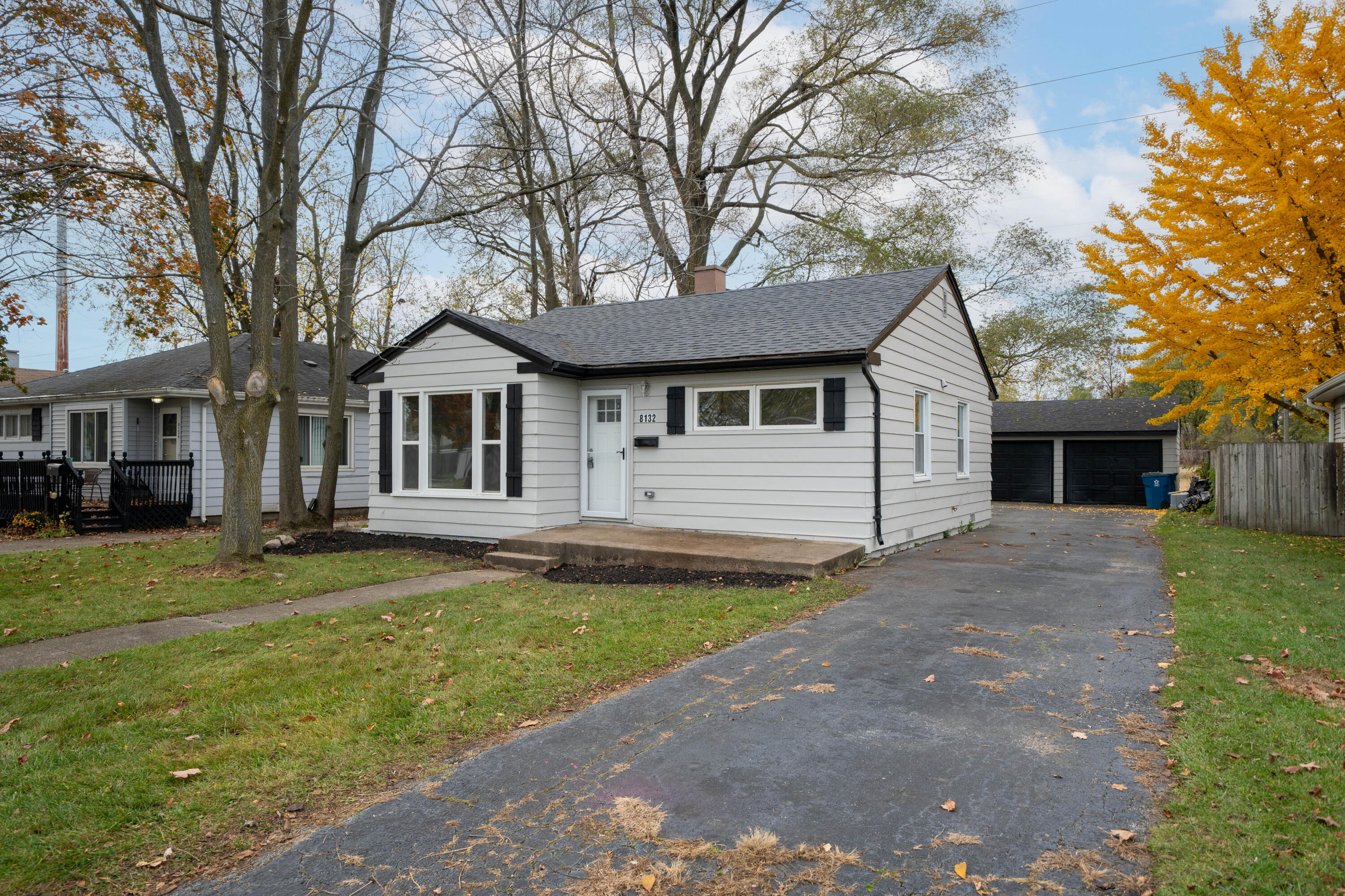 8132 Gordon Drive