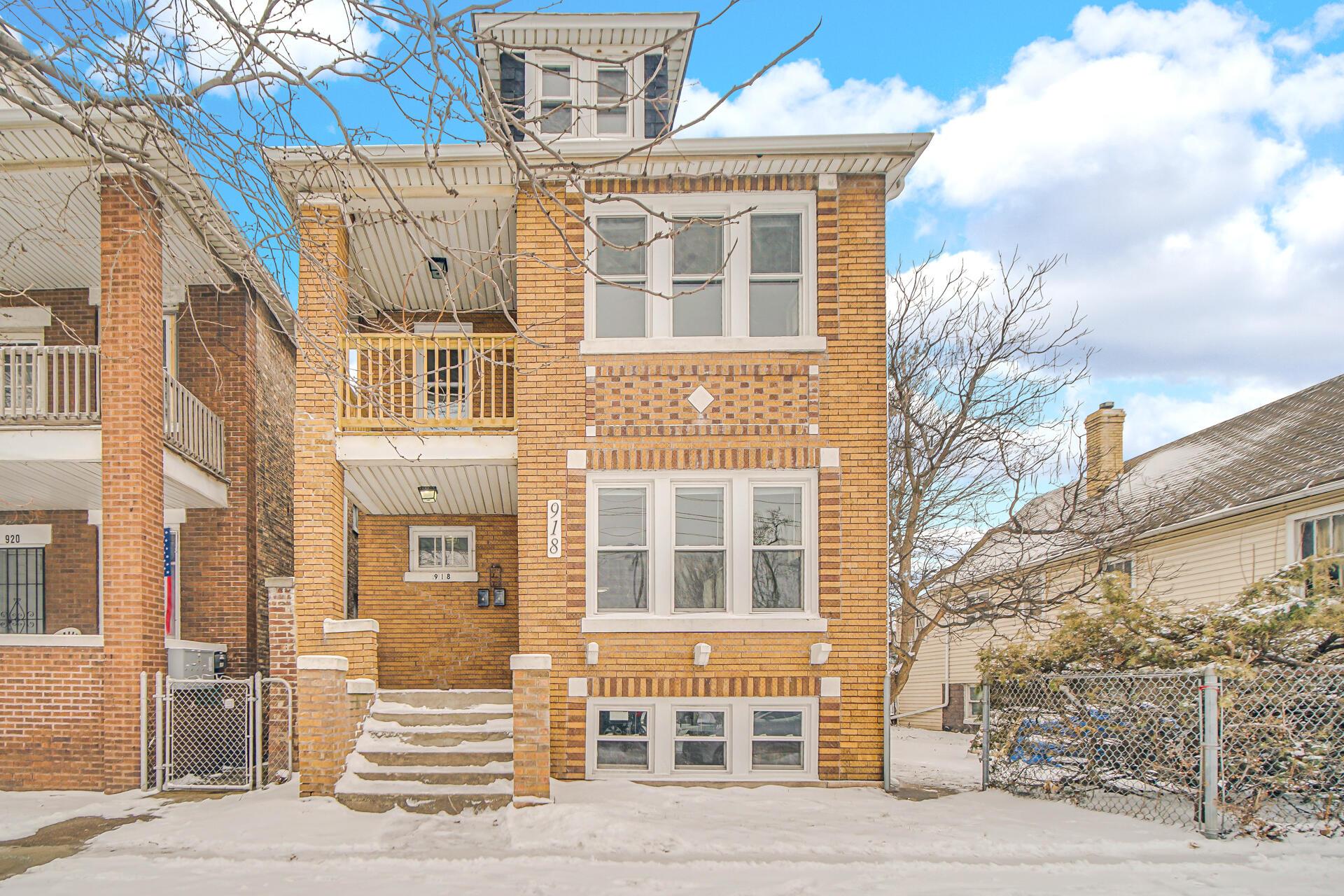 918 W 151st Street 1