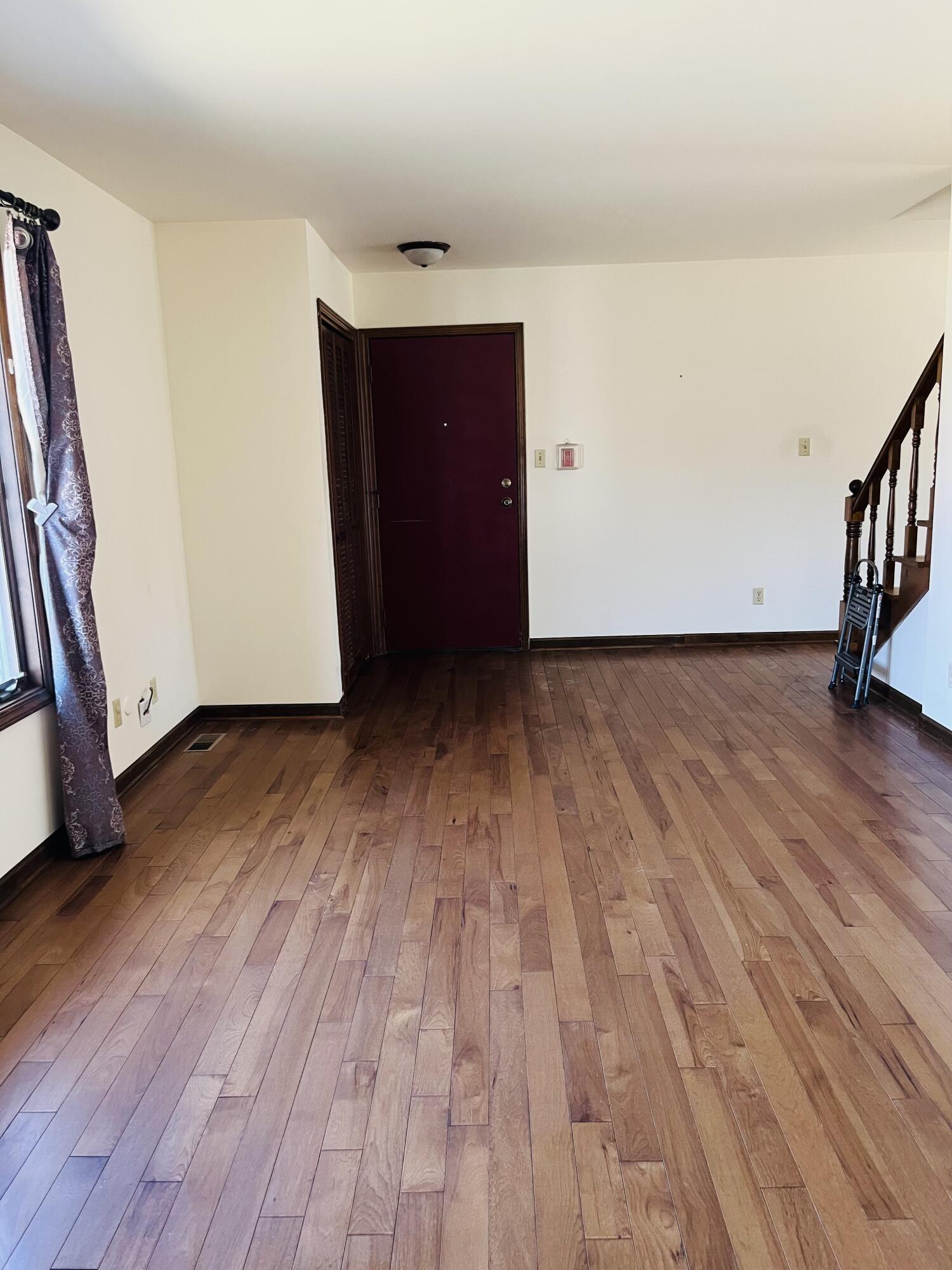 1439 Elm Court