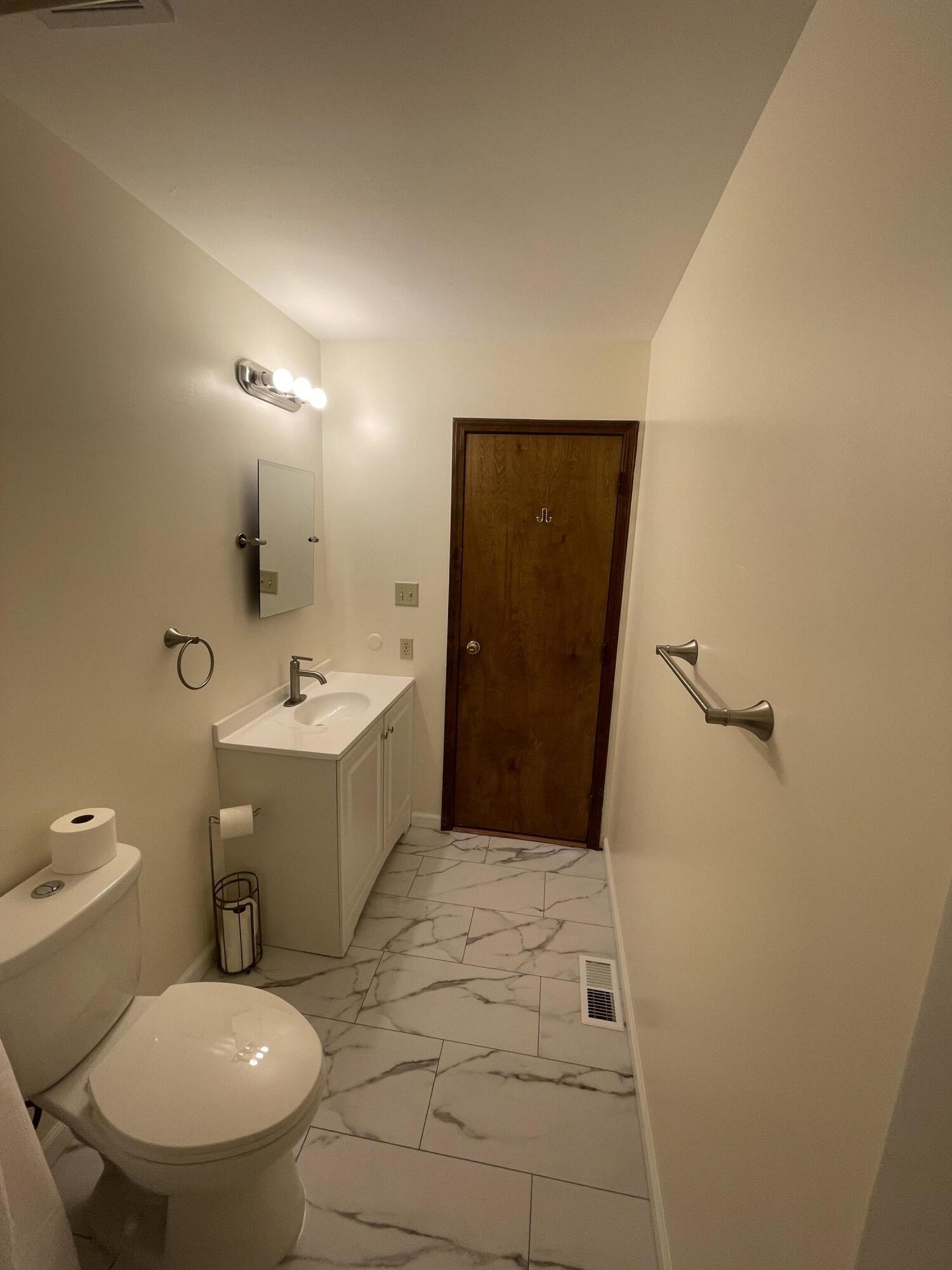 1439 Elm Court