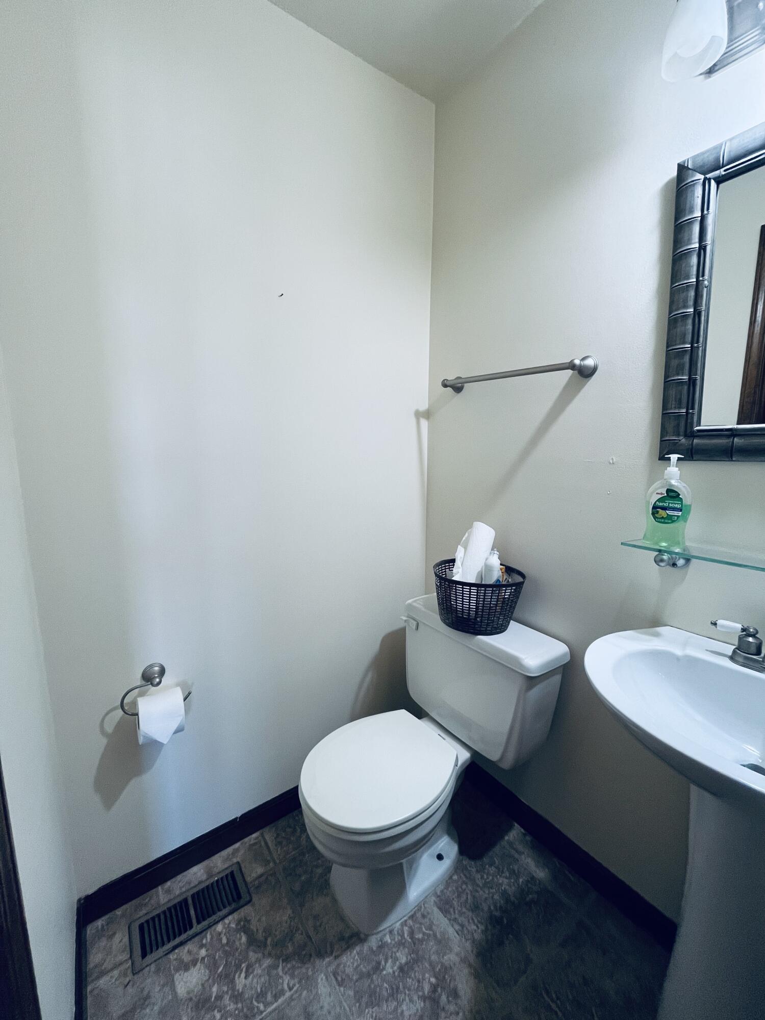 1439 Elm Court