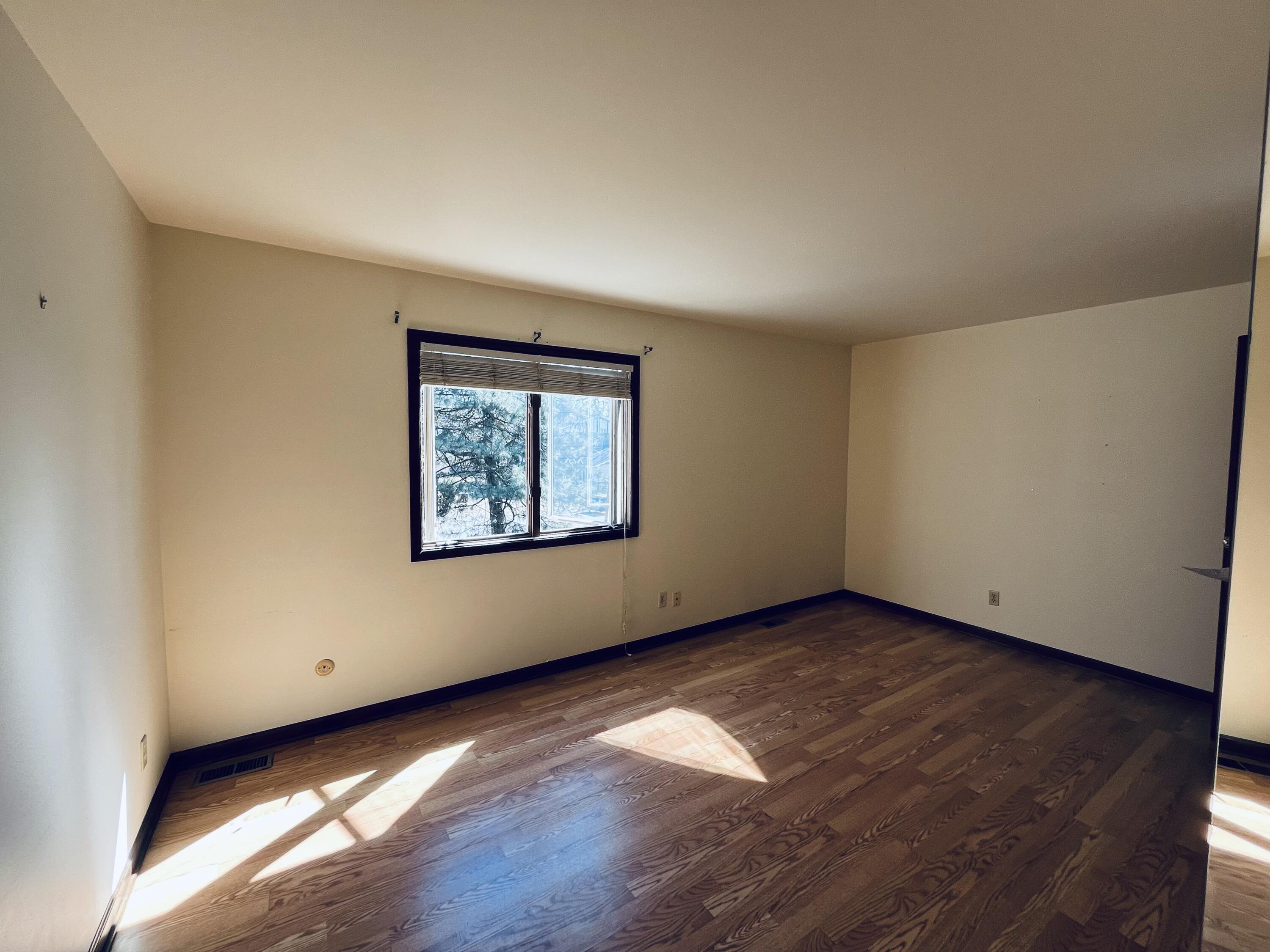 1439 Elm Court