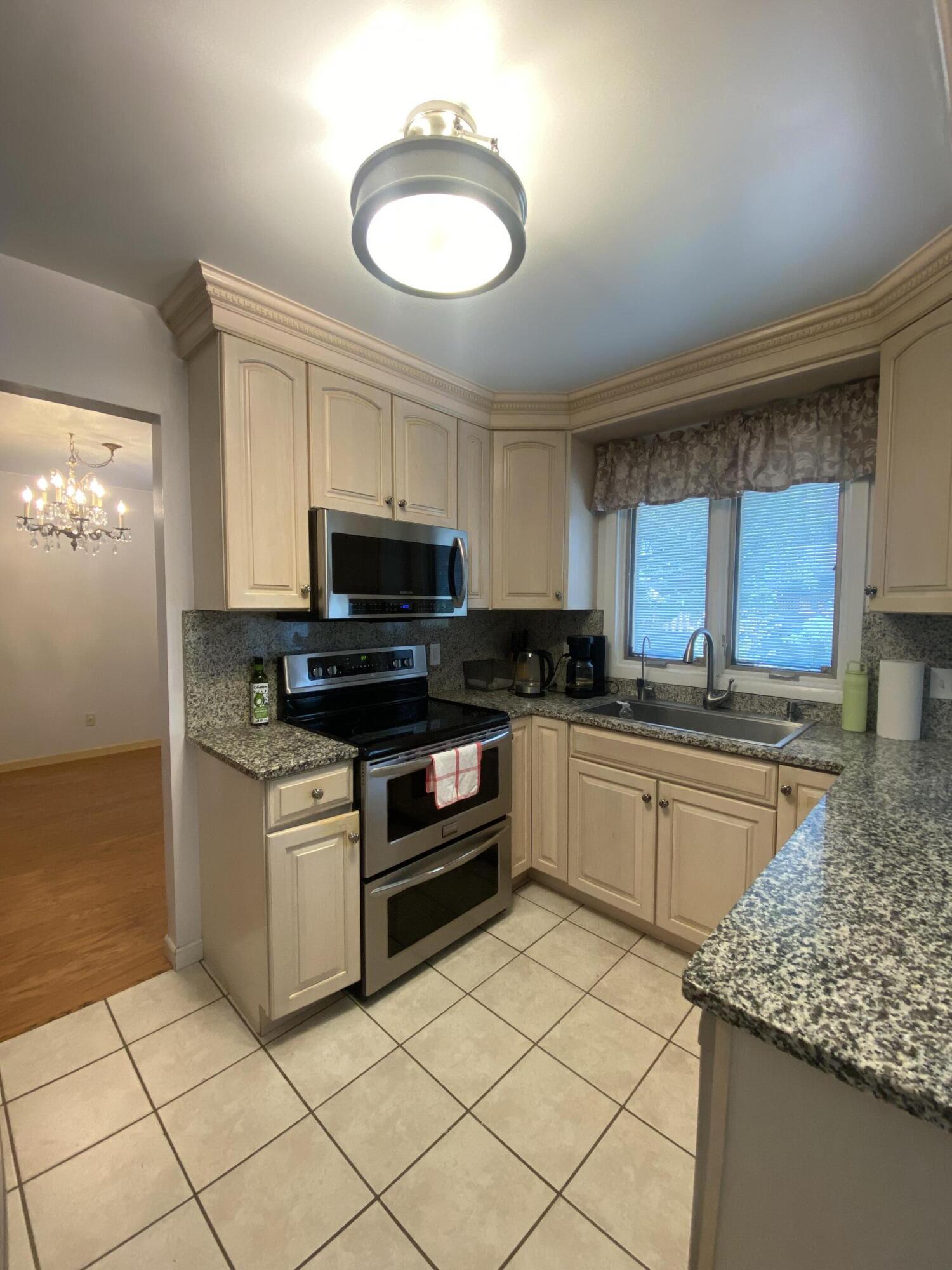 9531 Dogwood Drive