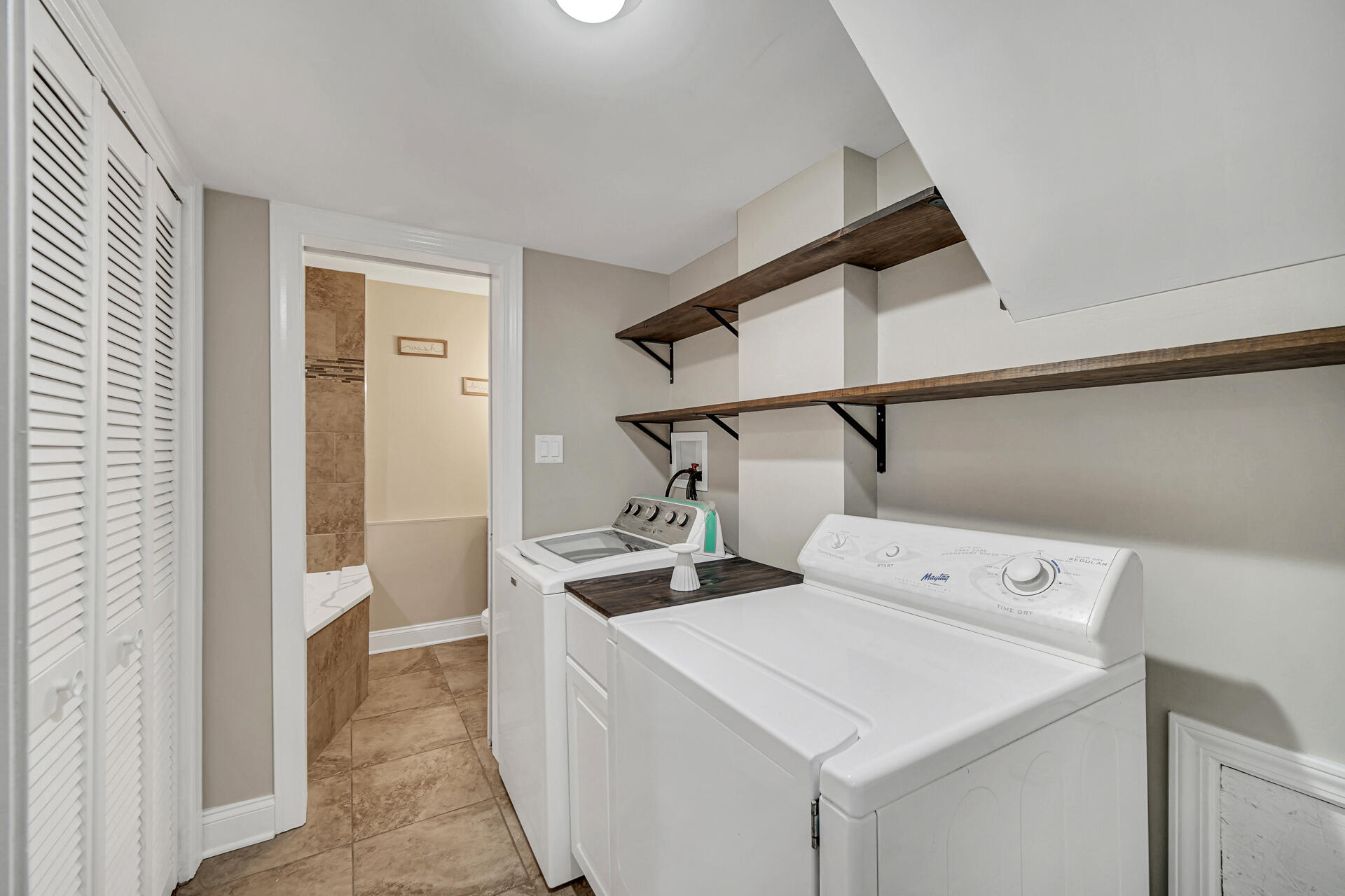 3571 W 74th Court