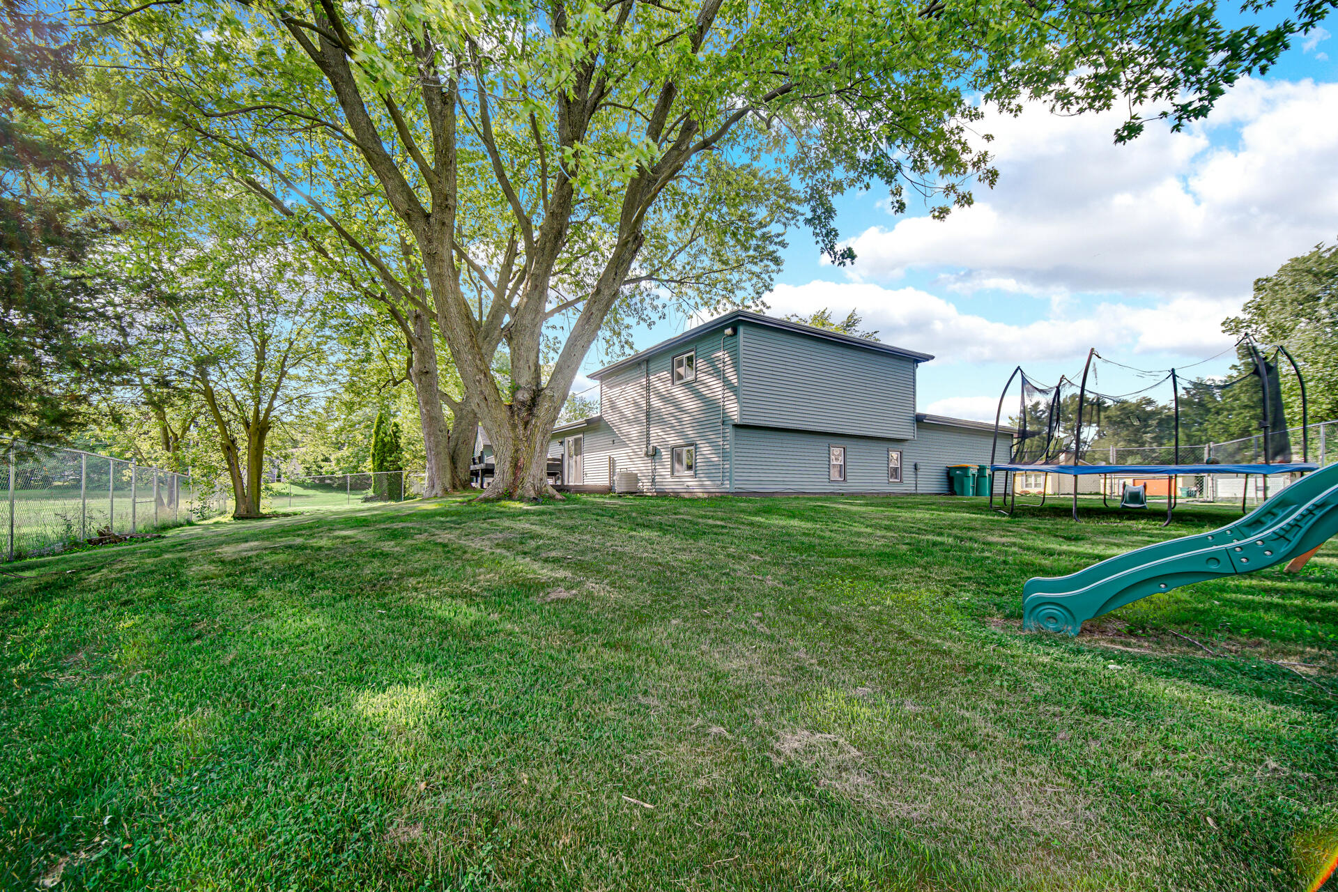 3571 W 74th Court