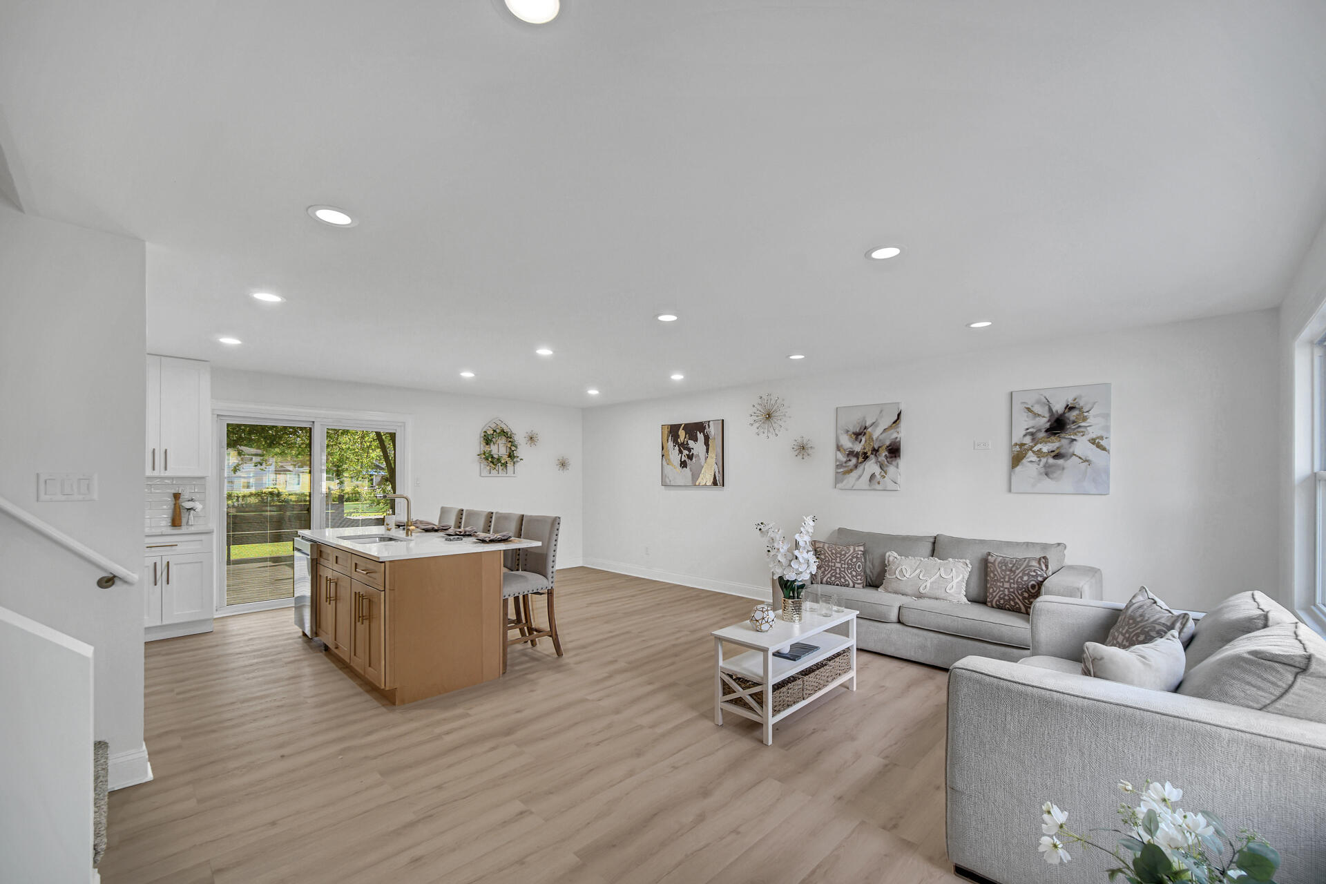3571 W 74th Court