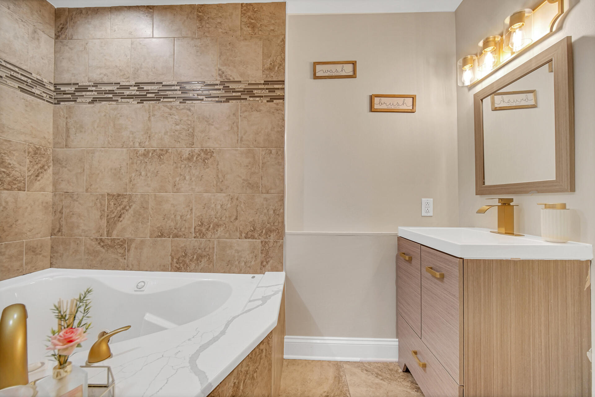 3571 W 74th Court