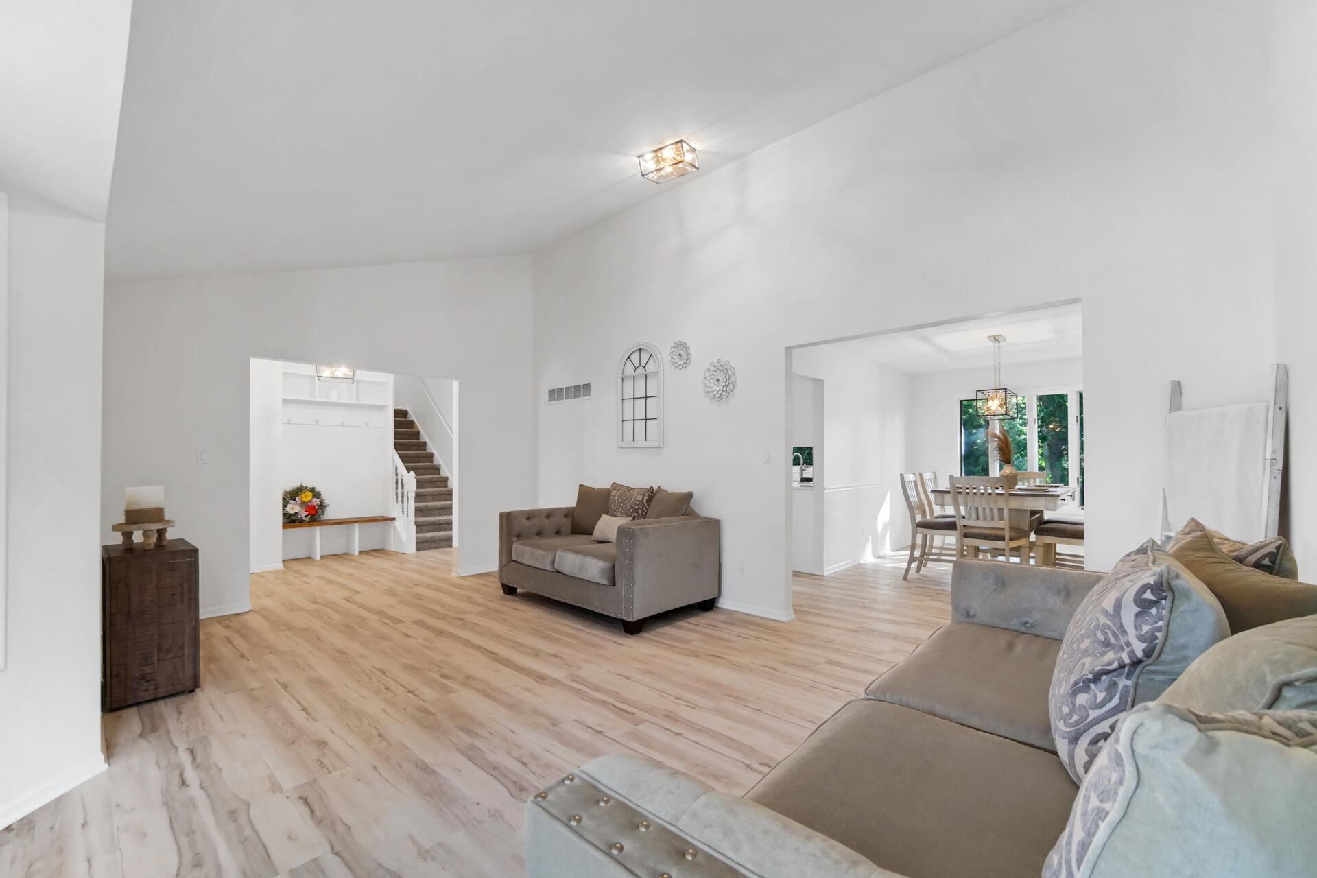 414 Whitewood Drive