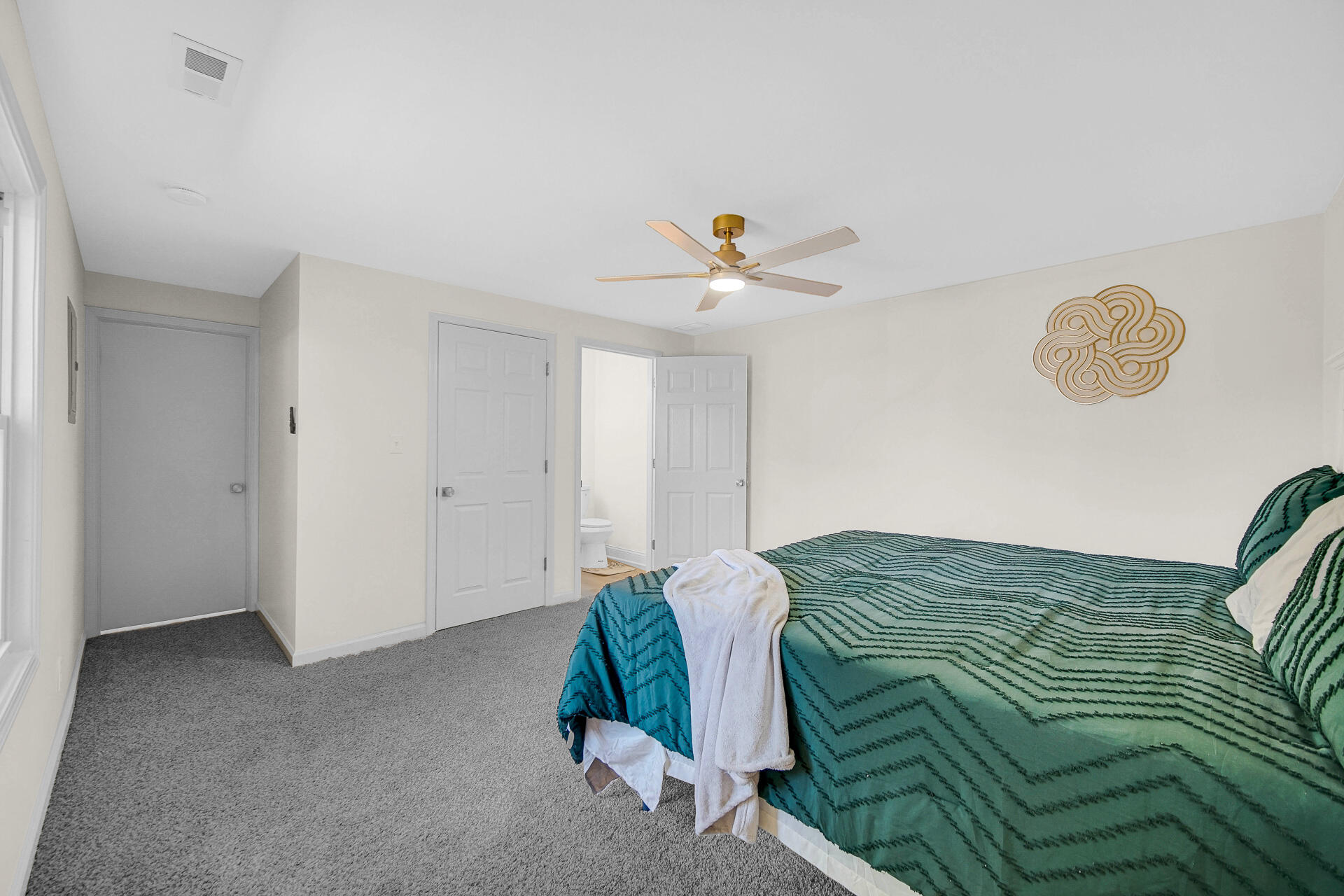1439 173rd Street