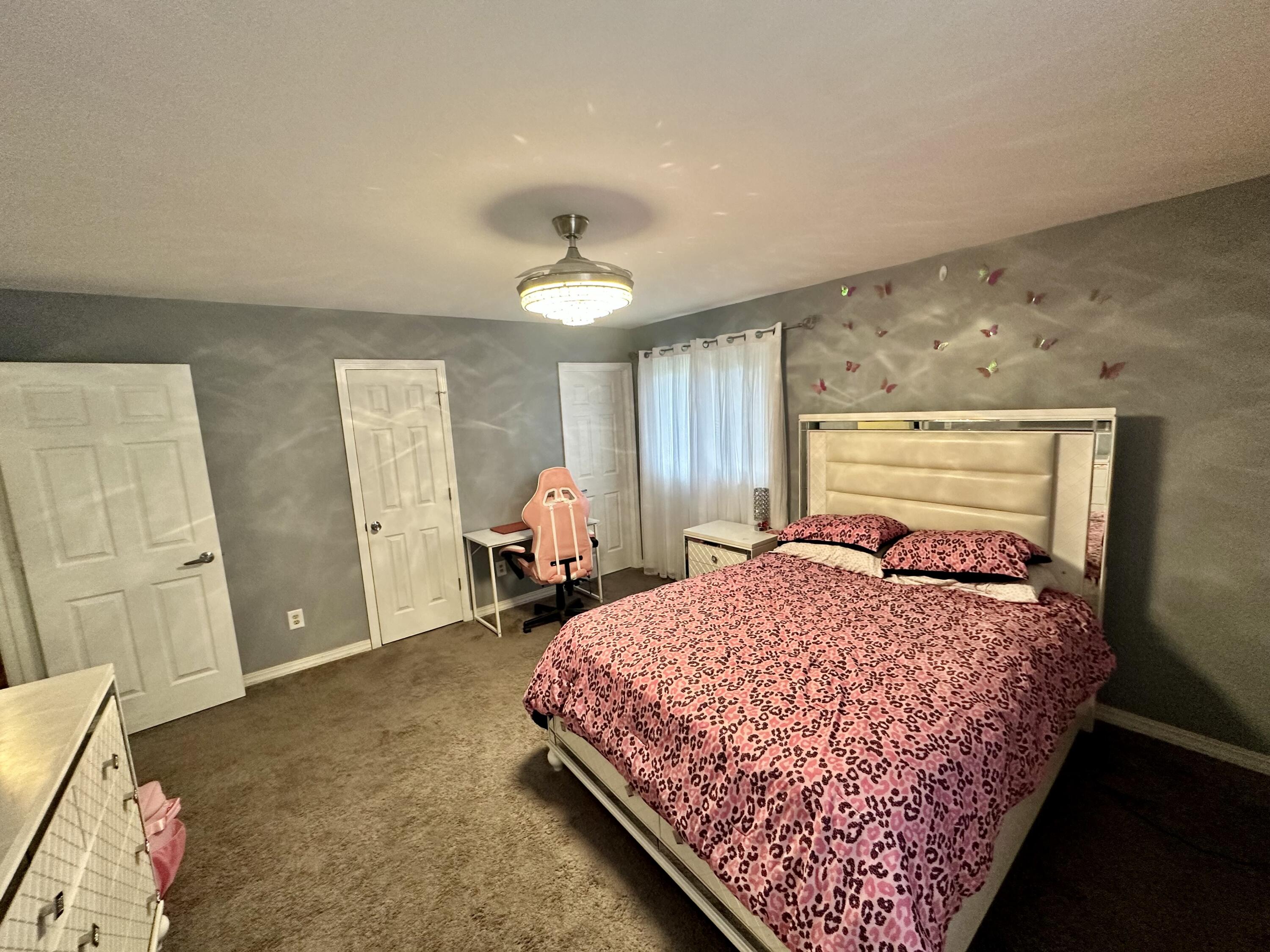 421 Sandalwood Drive