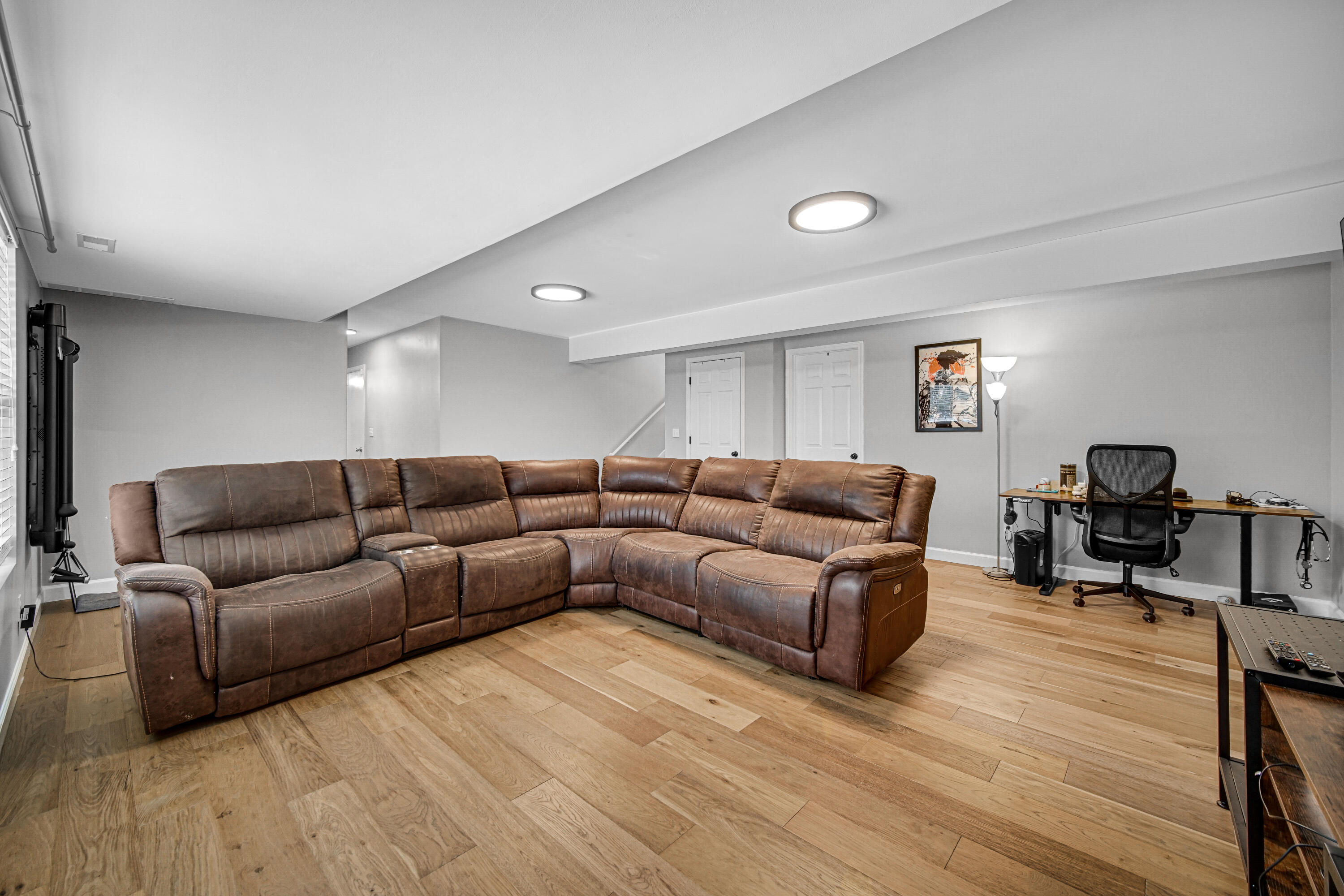 10487 Pinnacle Street