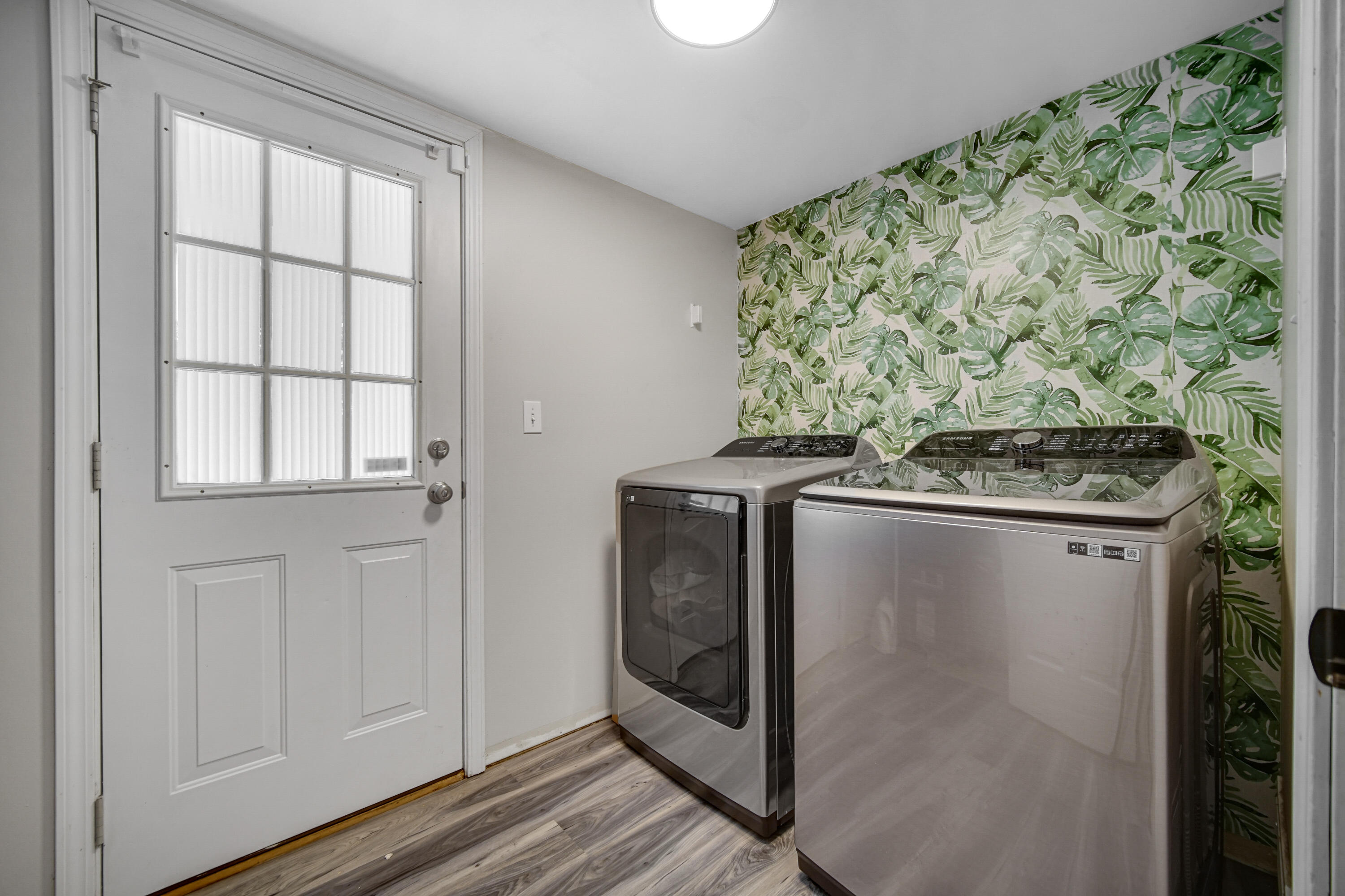 10487 Pinnacle Street