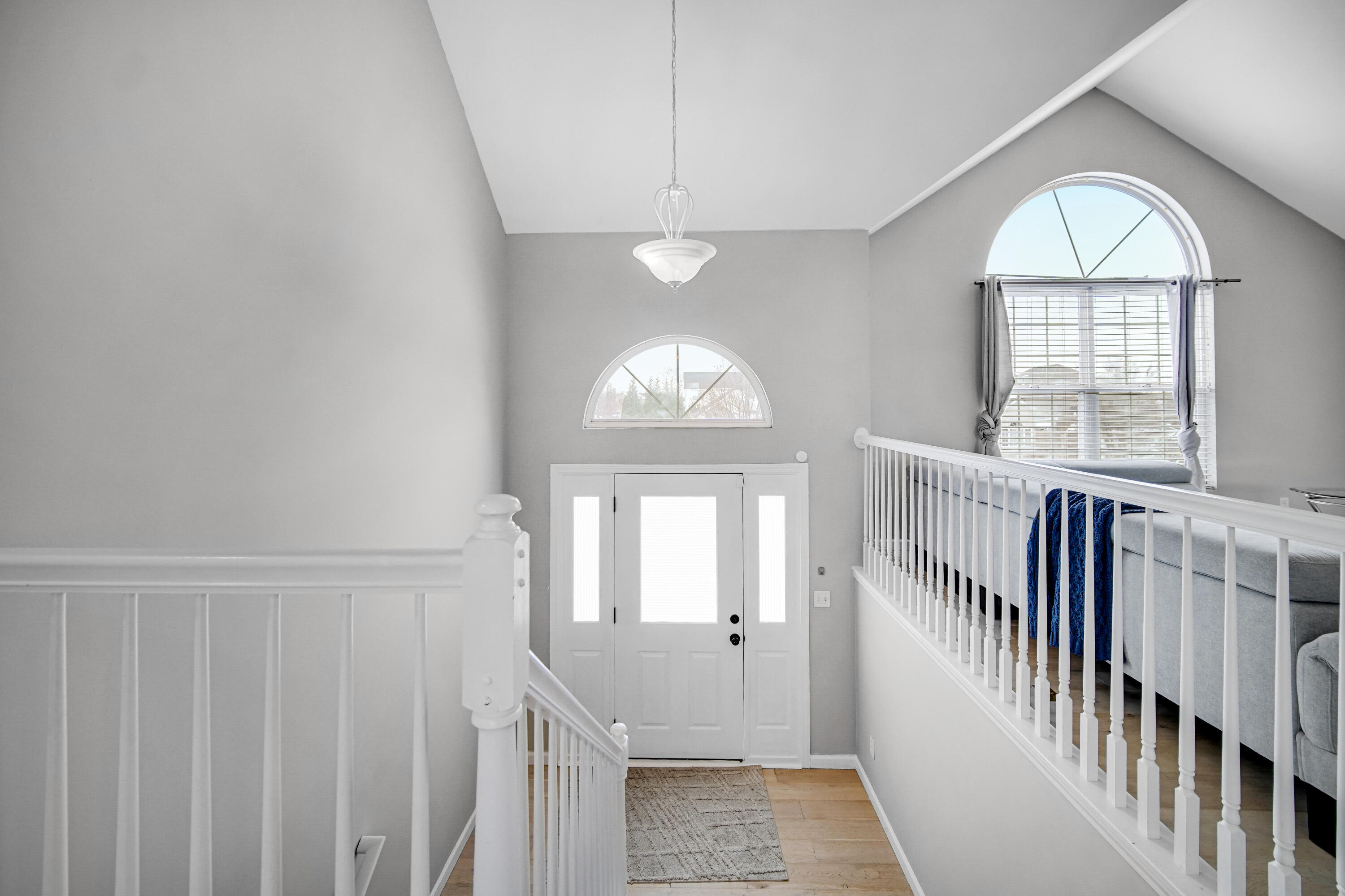 10487 Pinnacle Street