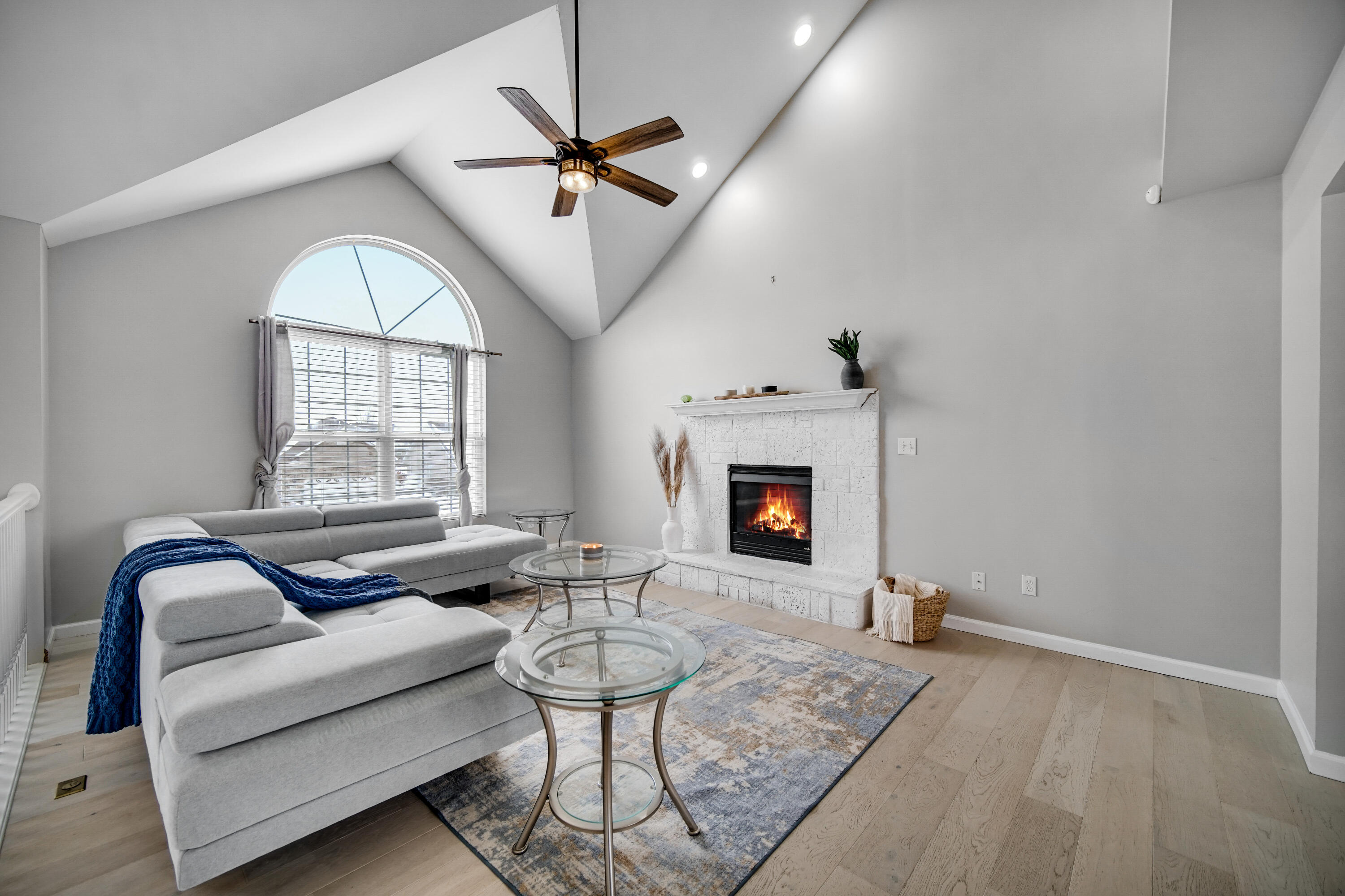 10487 Pinnacle Street