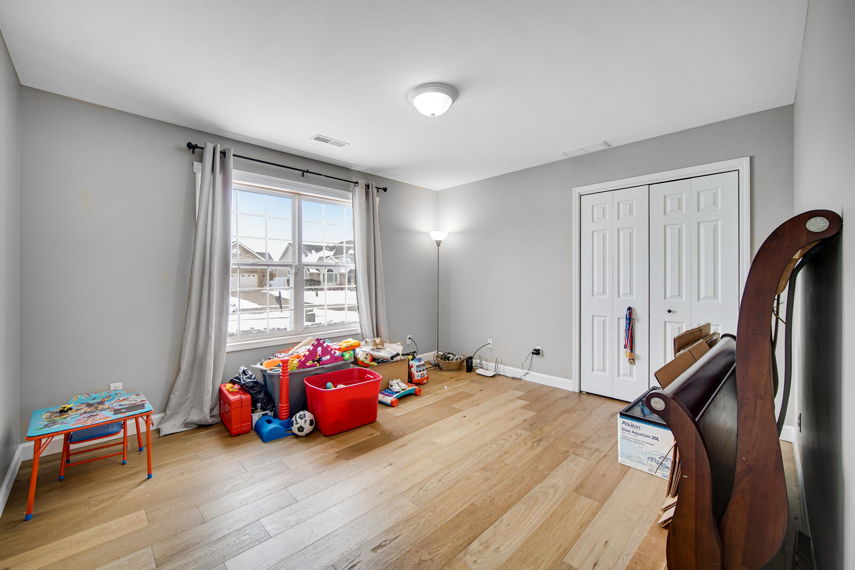 10487 Pinnacle Street