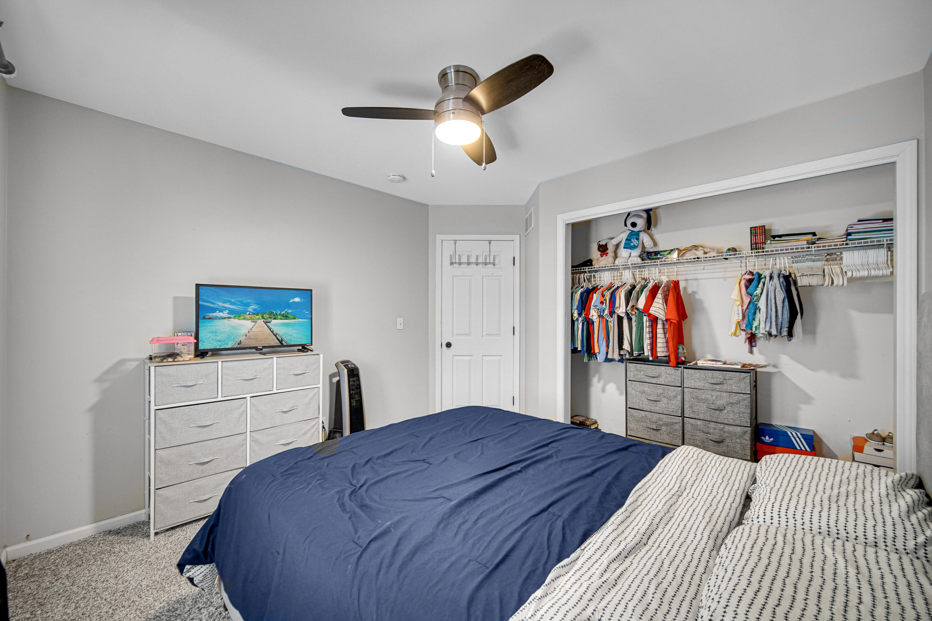 10487 Pinnacle Street