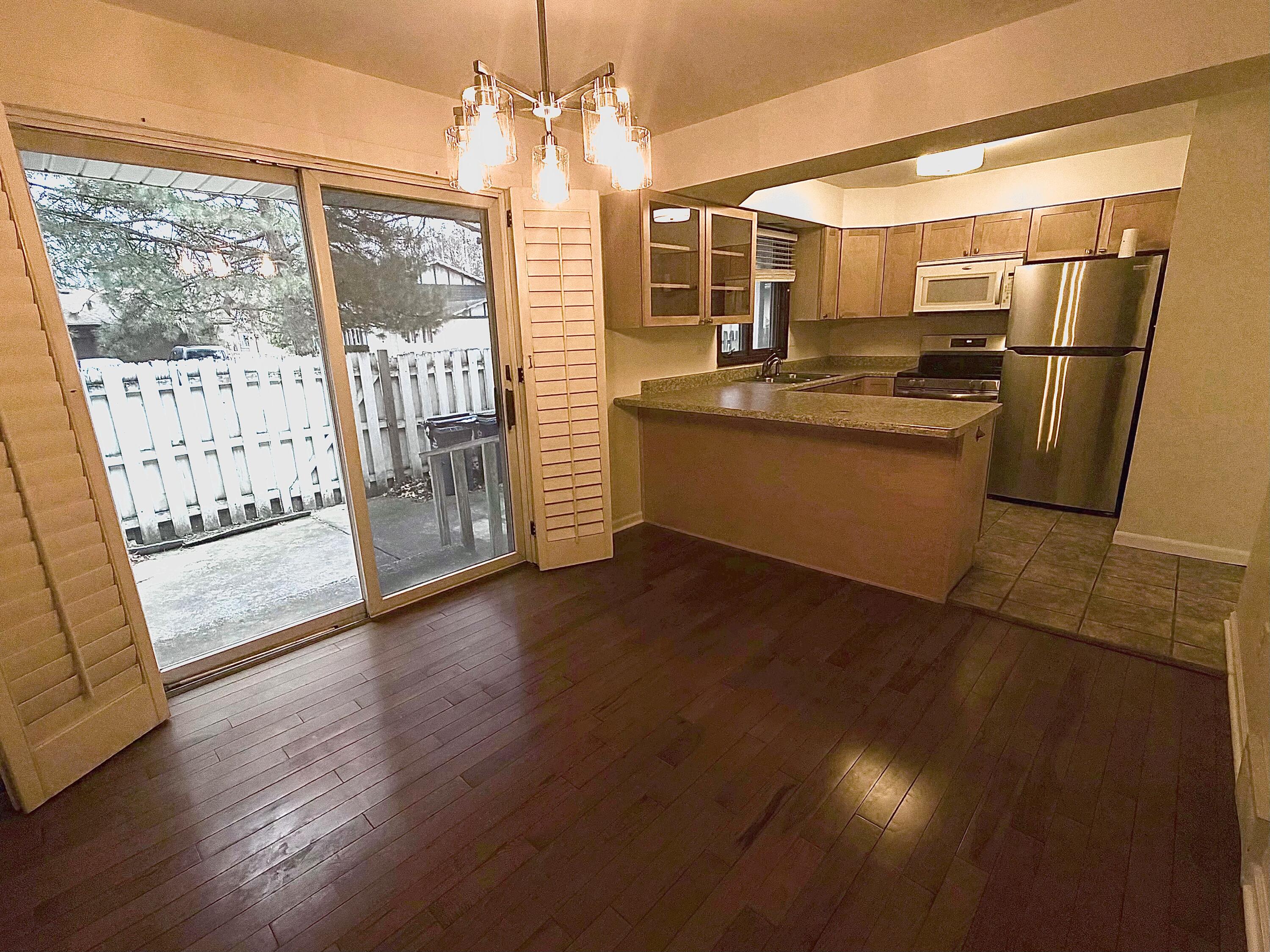 1439 Elm Court Unit: 1439