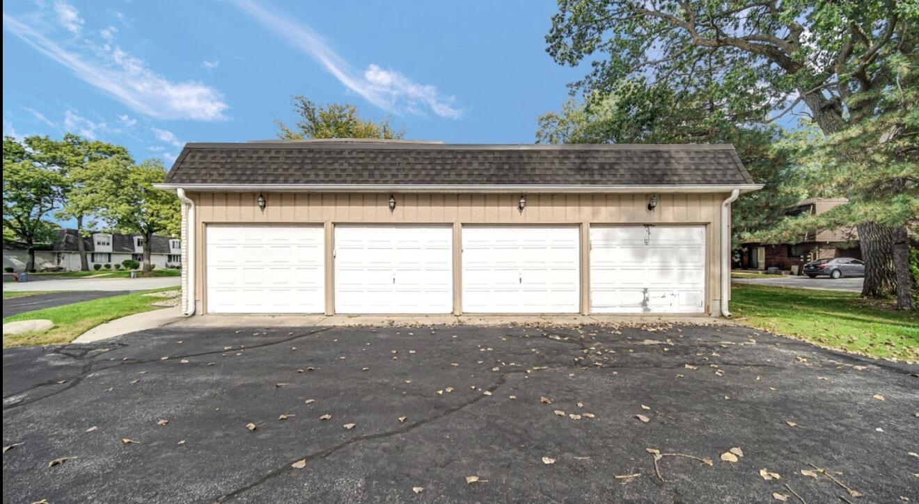 1439 Elm Court Unit: 1439