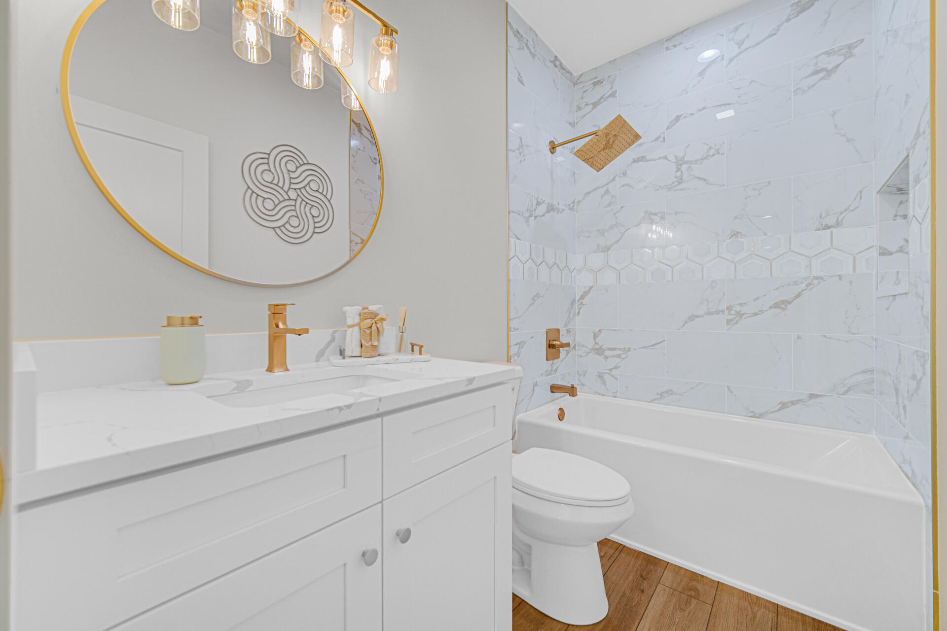 3941 Riverdale Avenue