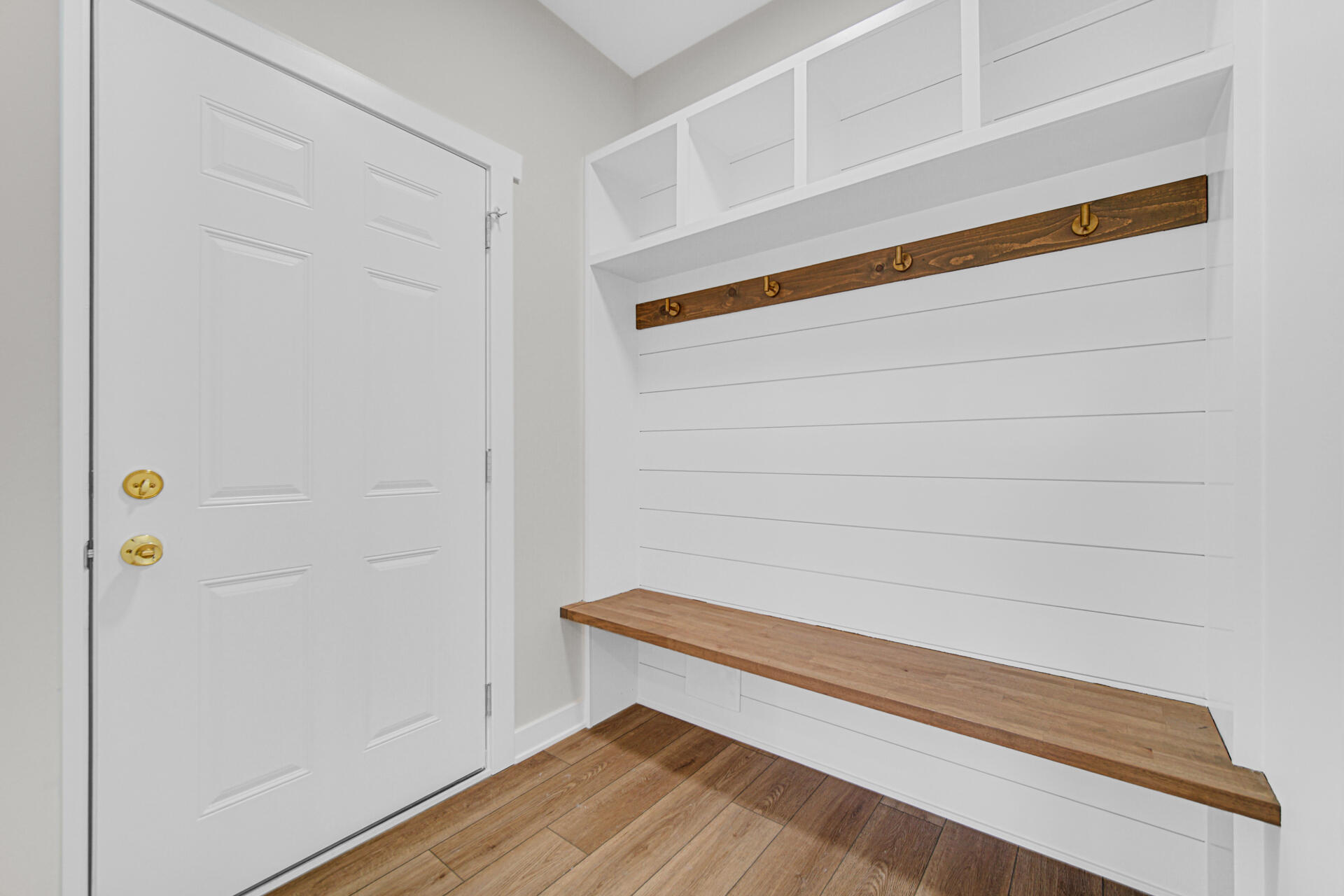 3941 Riverdale Avenue