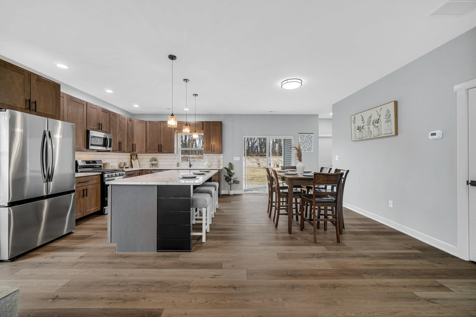 3933 Riverdale Avenue