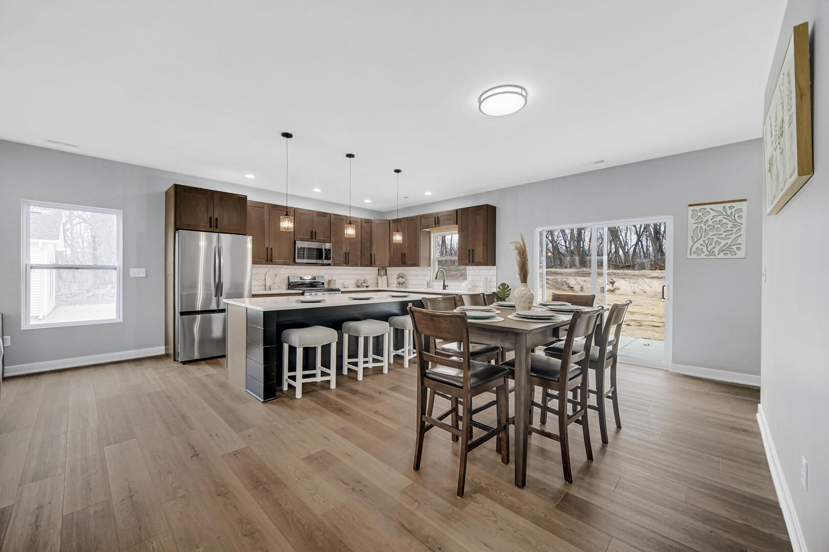 3933 Riverdale Avenue