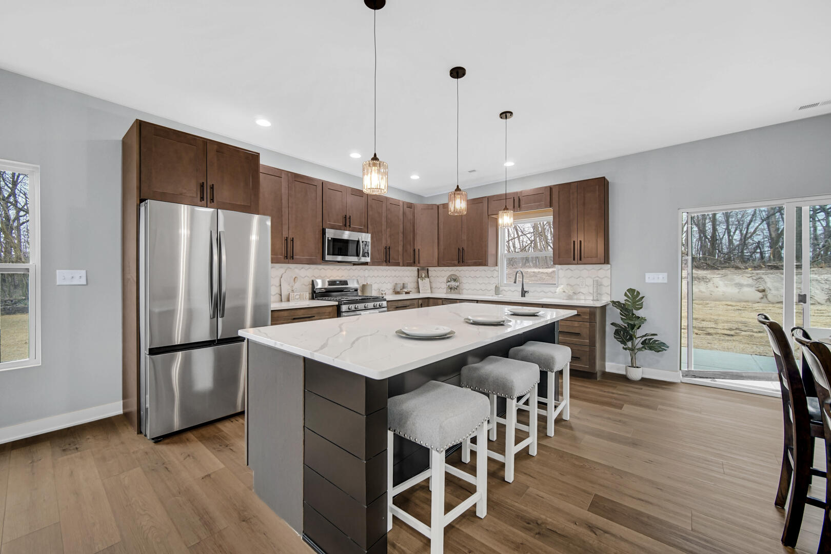 3933 Riverdale Avenue