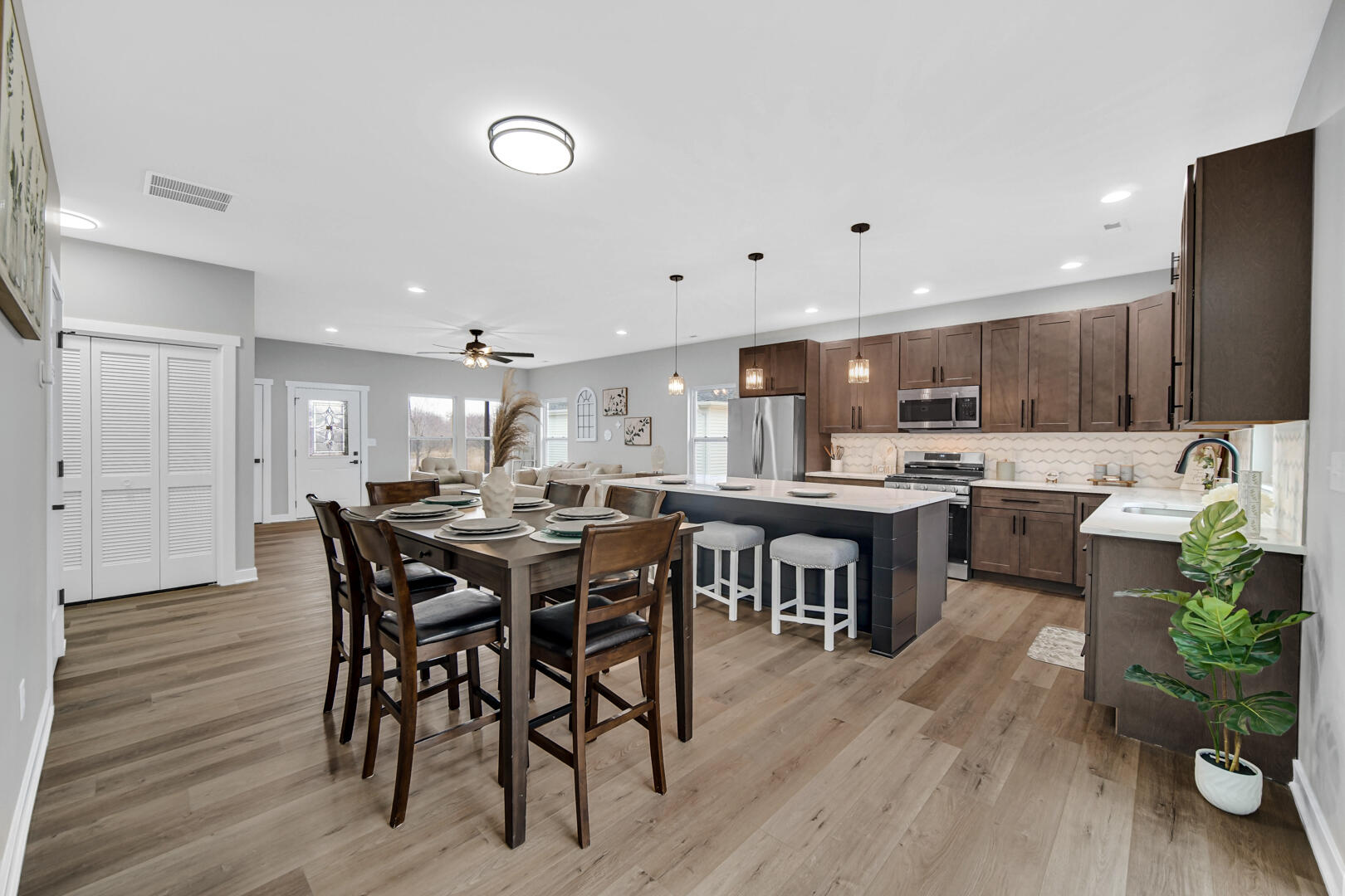 3933 Riverdale Avenue