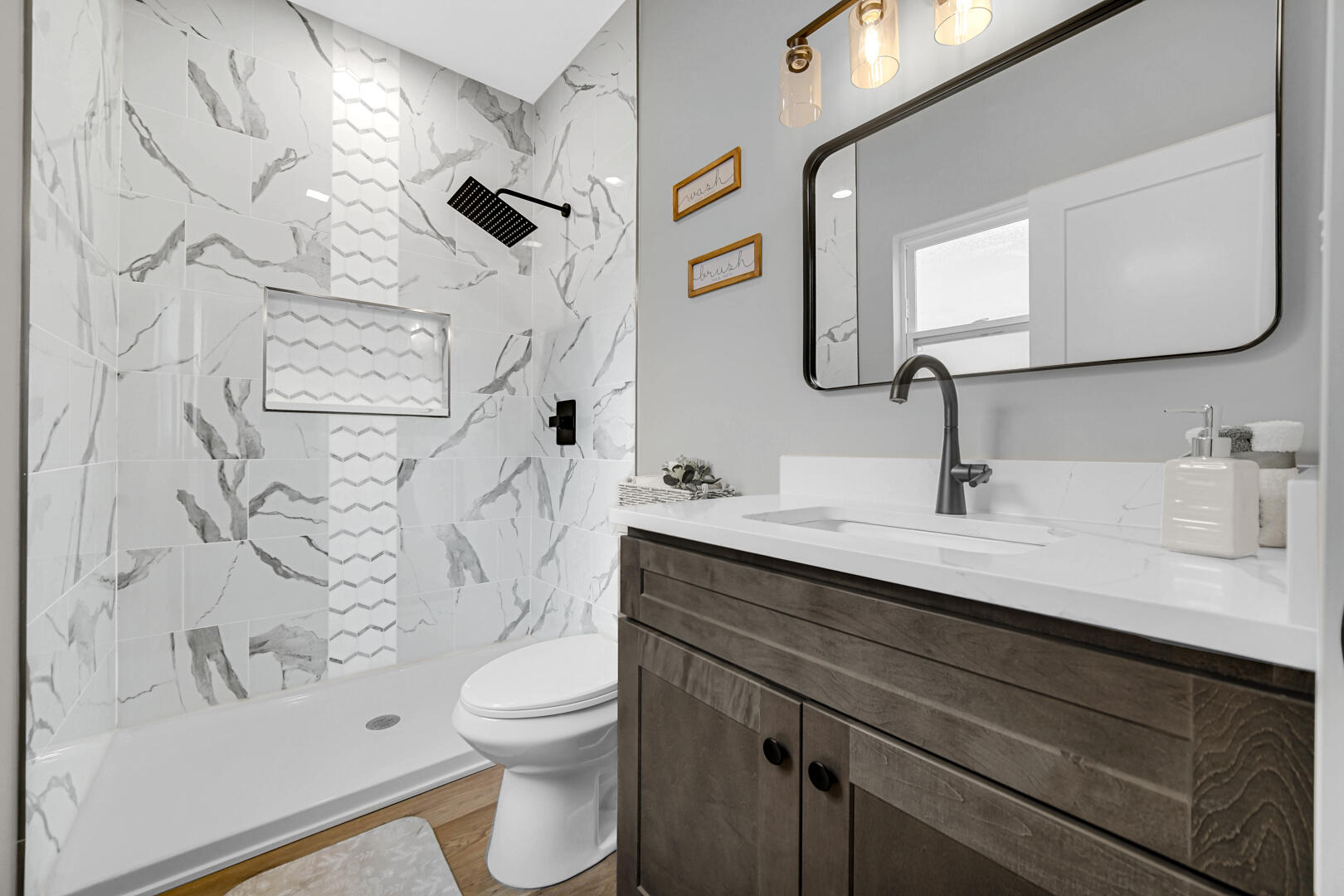 3933 Riverdale Avenue