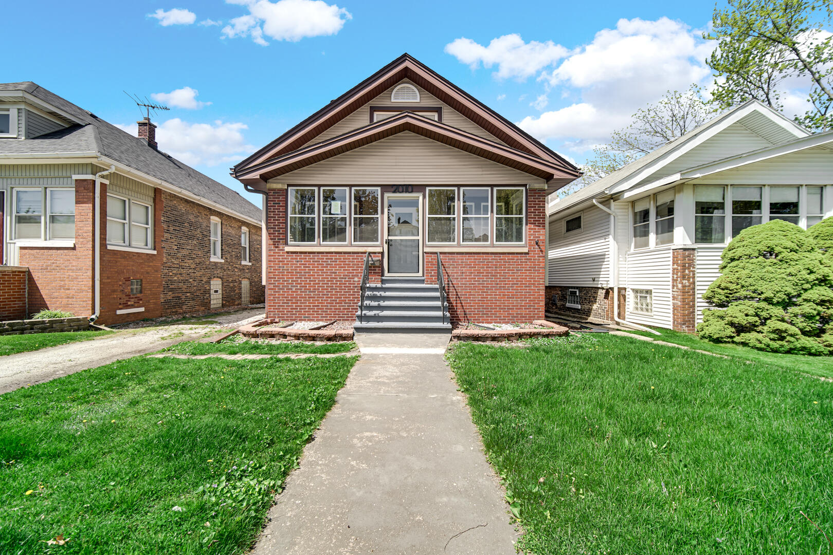 2010 Lincoln Avenue