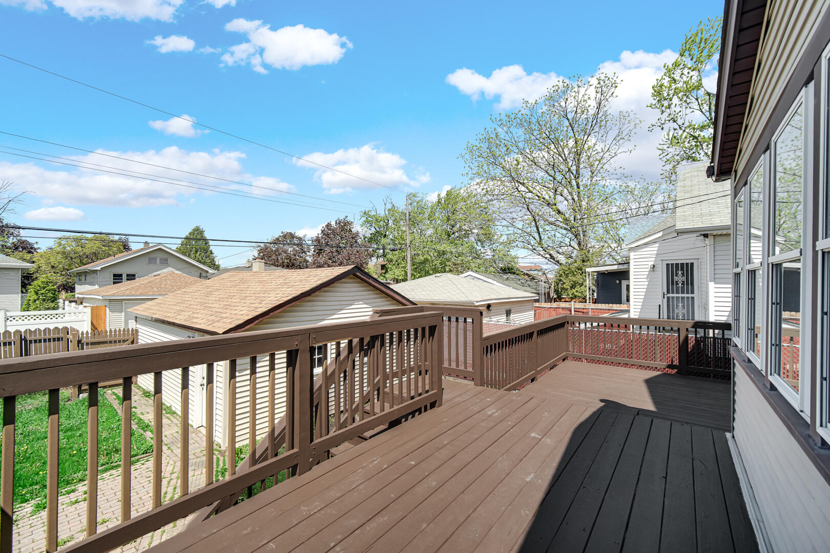 2010 Lincoln Avenue