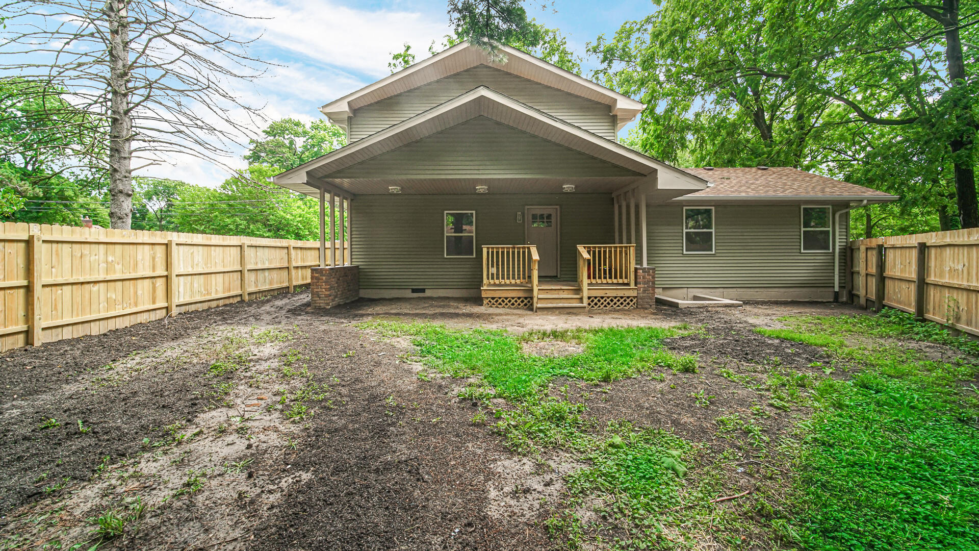 1014 E 63rd Place