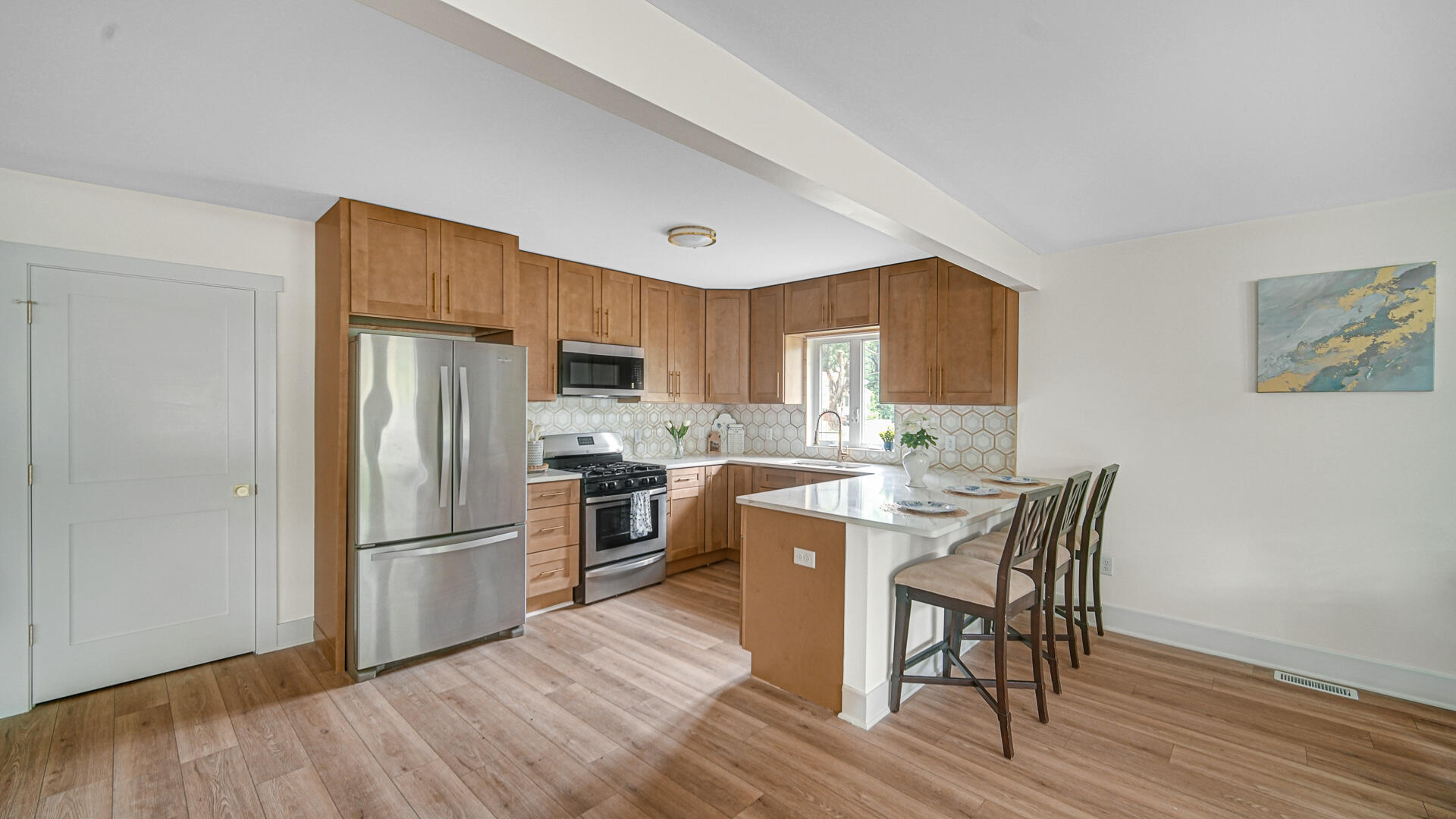 1014 E 63rd Place