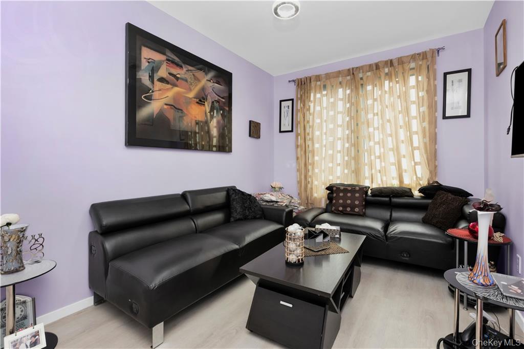 15 W End Avenue Unit: 3F