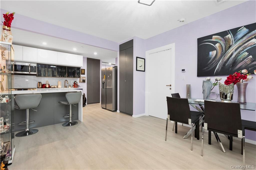 15 W End Avenue Unit: 3F