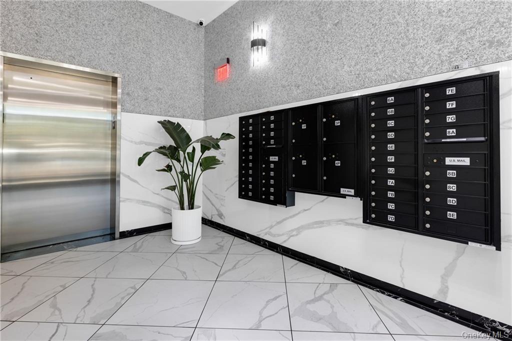15 W End Avenue Unit: 3F