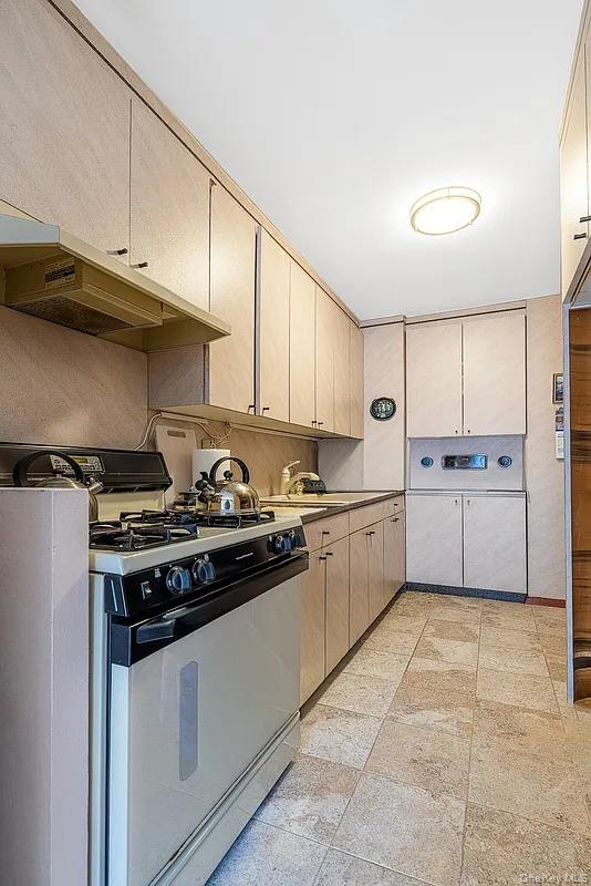 2925 W 5th Street Unit: 6E