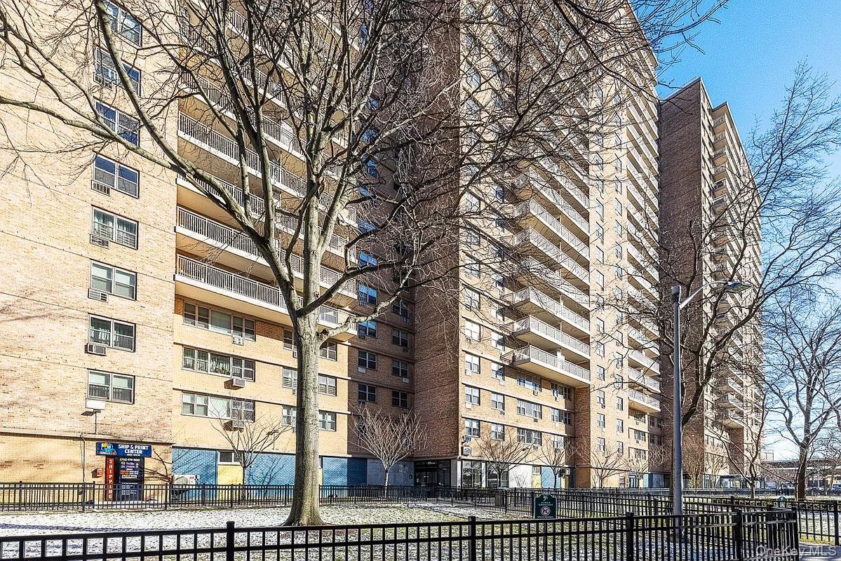 2925 W 5th Street Unit: 6E