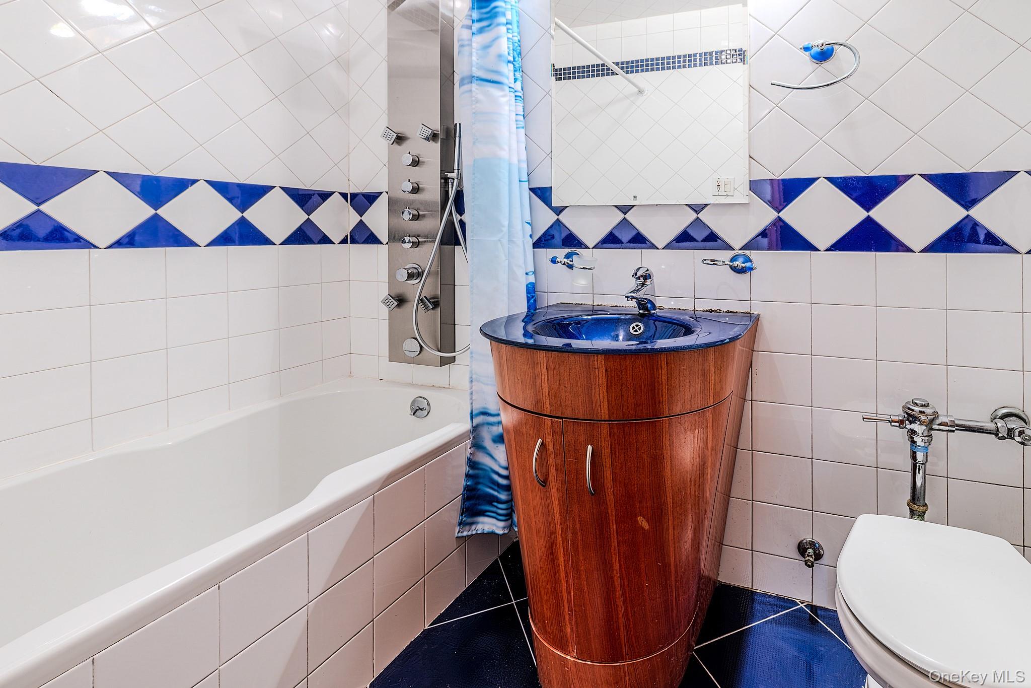 2727 Ocean Parkway Unit: D18