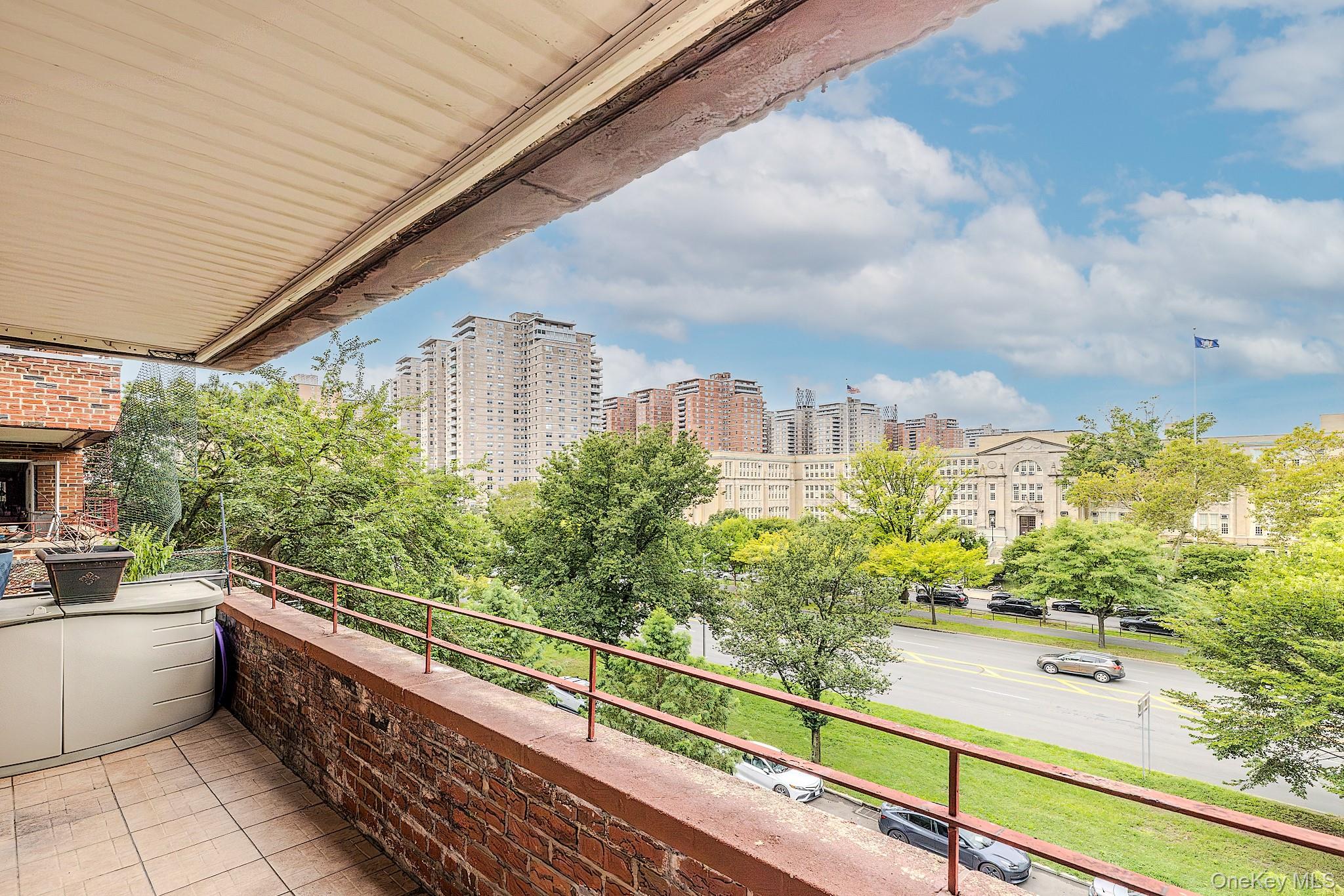 2727 Ocean Parkway Unit: D18