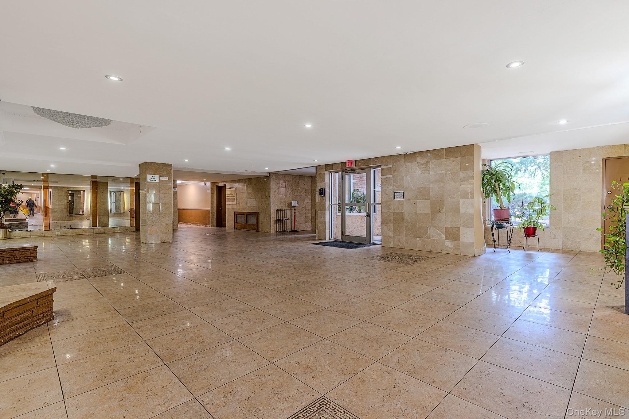 2727 Ocean Parkway Unit: D18
