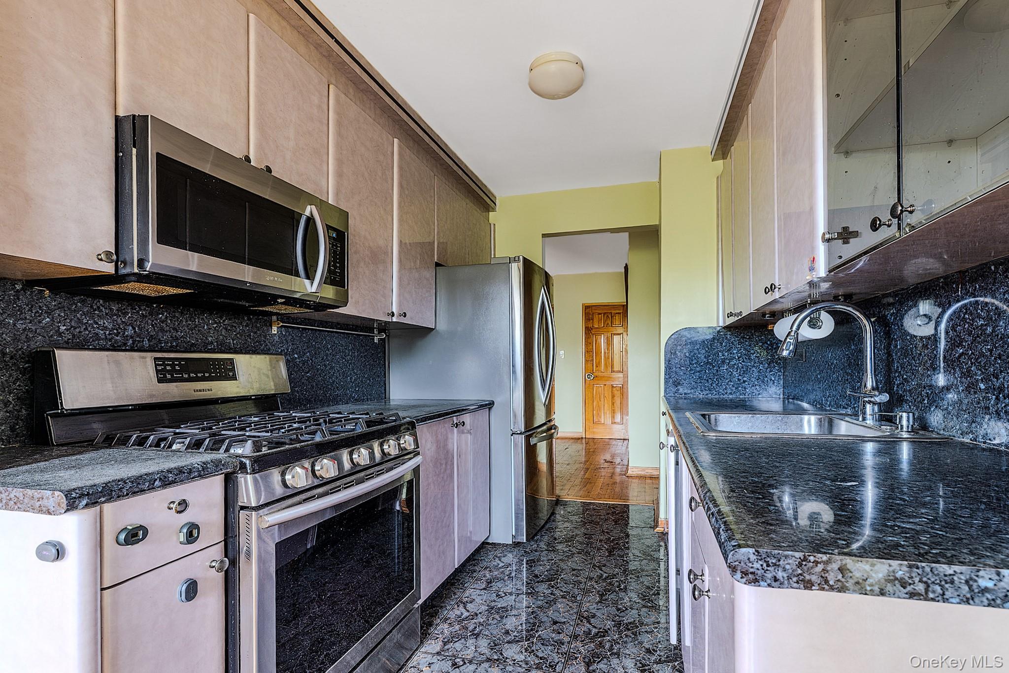 2727 Ocean Parkway Unit: D18