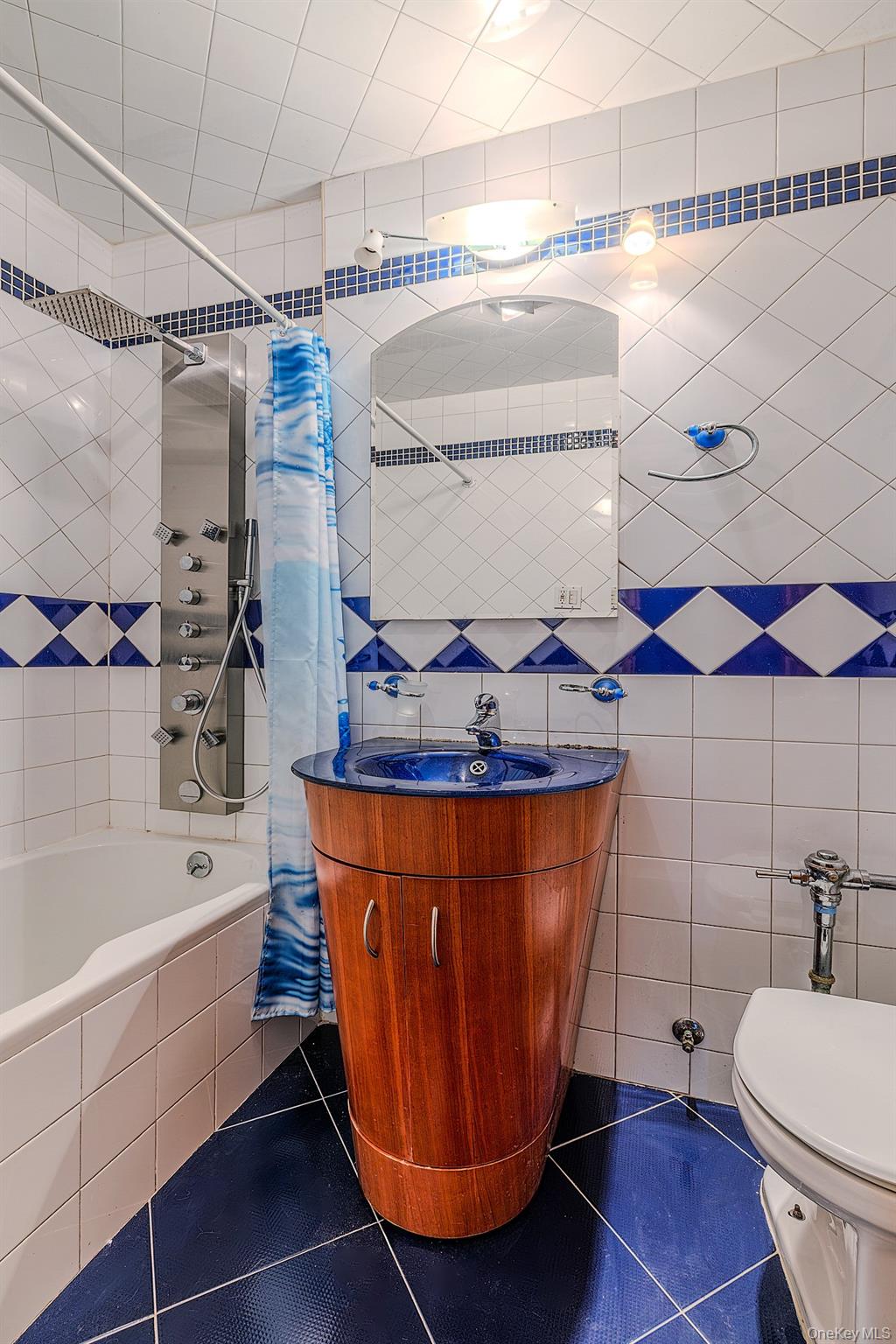2727 Ocean Parkway Unit: D18